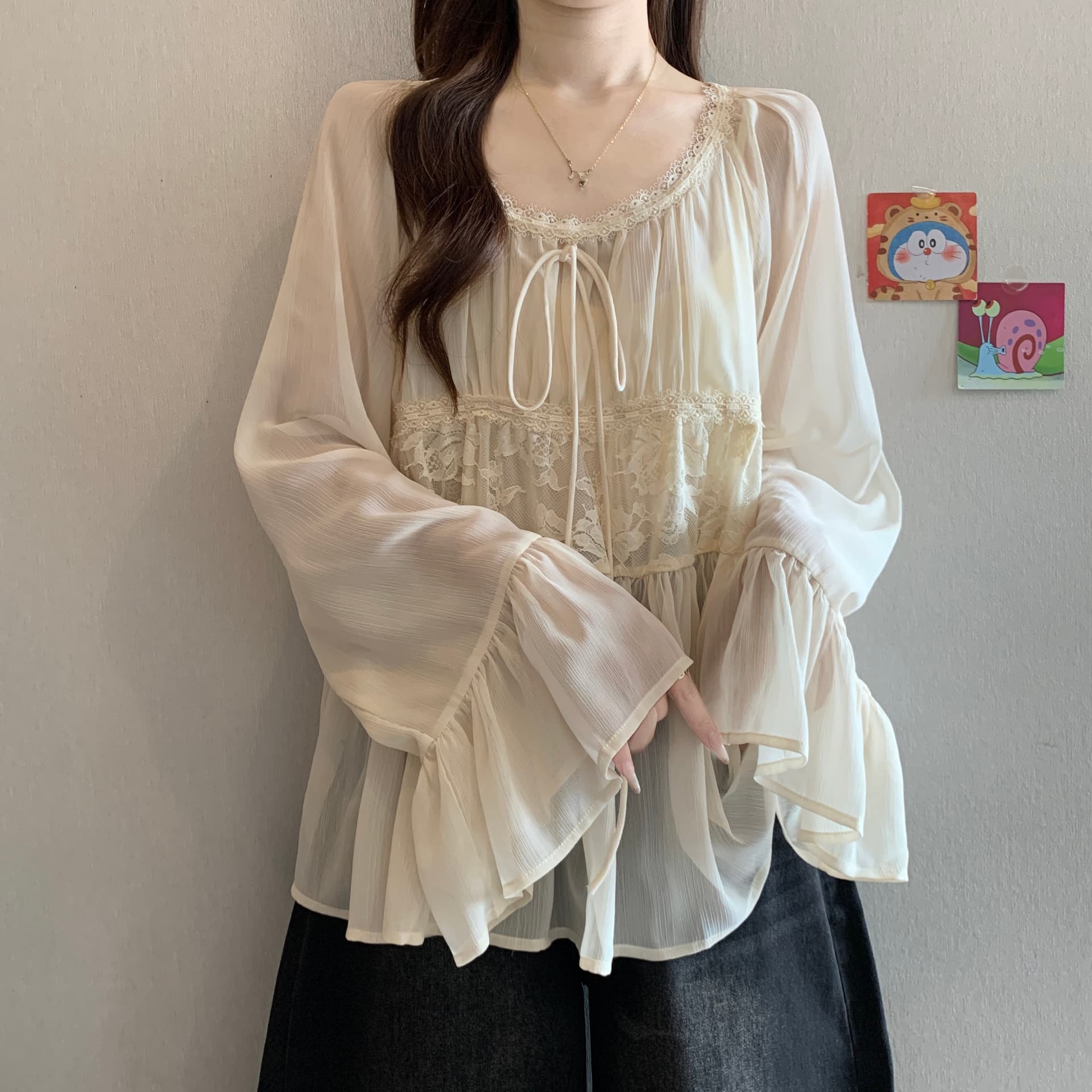 빅 사이즈 달콤함 학원 고급 미니멀리즘 펄럭 이는 레이스 셔츠 여성 봄 여름 새로운 루즈핏 슬림해 보이는 인형 셔츠 맨위 상세 이미지 2