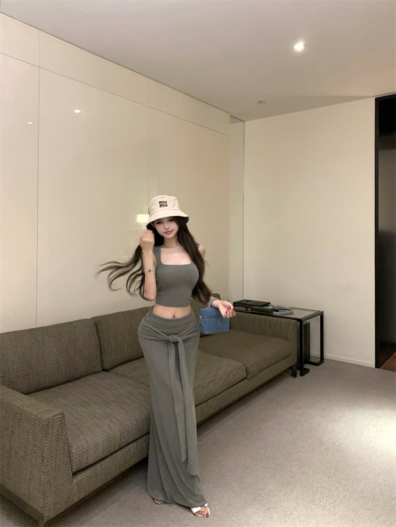 실사 새로운 작은 대중 핫걸 벨트 가슴 패드 광장 칼라 몸매 가꾸기 쇼트 스타일 조끼 스트랩 도루 센스 타이트 스커트 반신 스커트 상세 이미지 20