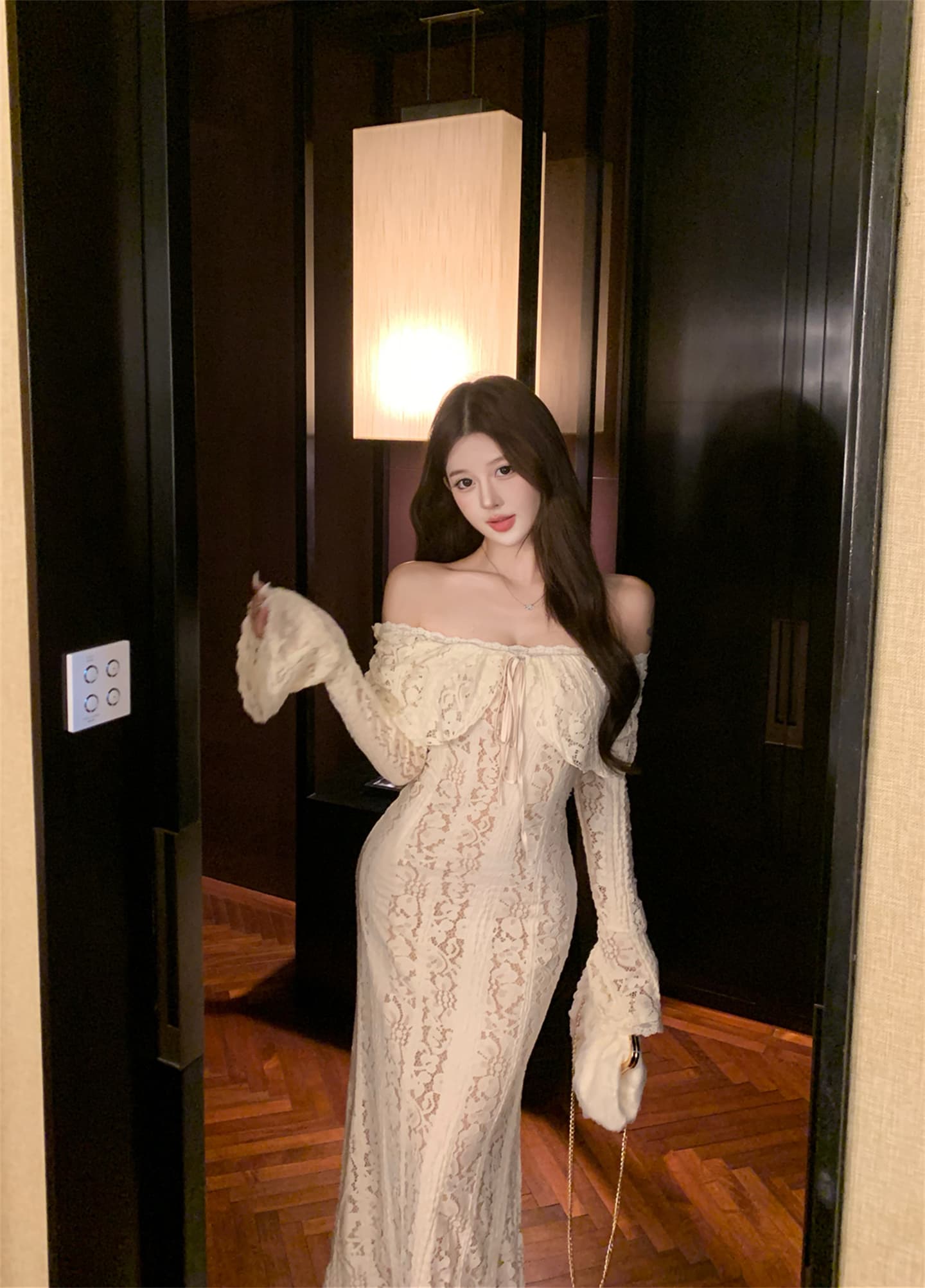 실사 이른 가을 순수한 욕망 바람 레이스 나팔 소매 무거운 작업 여성 드레스 오프숄더 타이트 스커트 예복 롱 스커트 이미지 3