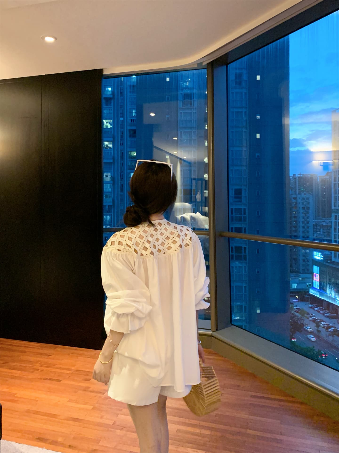실사 아마 무거운 작업 어깨 홀로우 아웃 느긋한 바람 거품 소매 긴팔 셔츠 아마 반바지 세트 상세 이미지 10