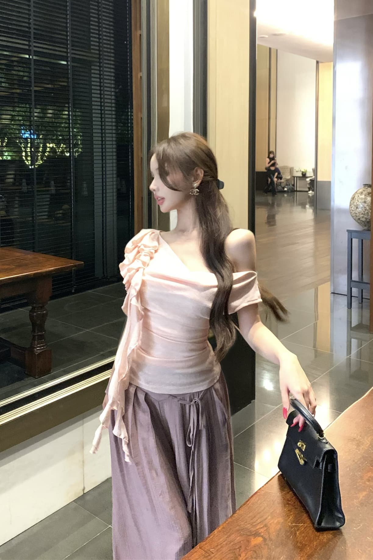 실사 흔들다 칼라 리본 꽃 비스듬한 어깨 반팔 티셔츠 여성 꼬집기 허리 다용도 캐주얼 펄럭 이는 길다 바지 투피스 세트 이미지 6
