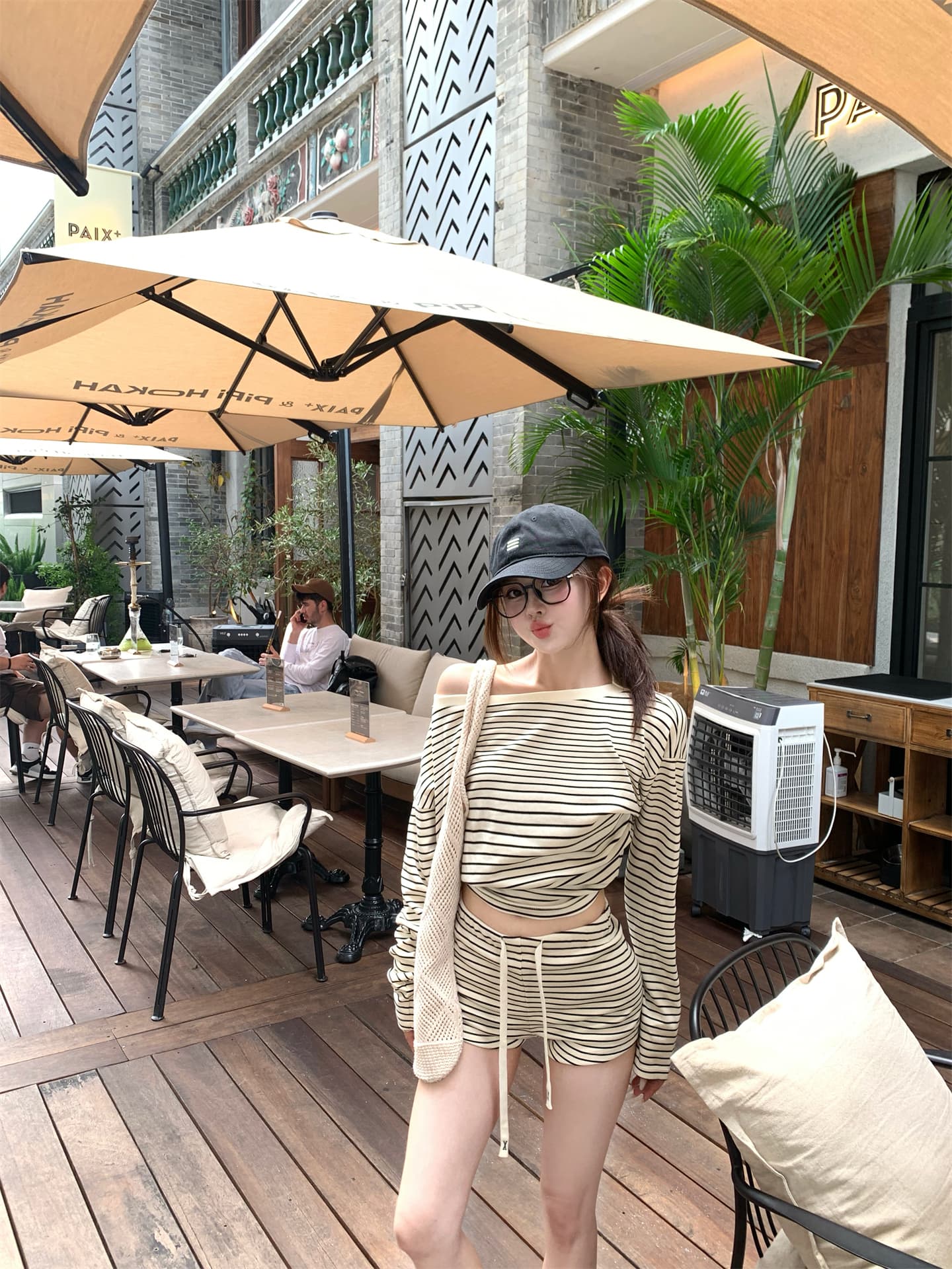 실사 이른 가을 비스듬한 어깨 긴팔 허리 수축 흑백 줄무늬 맨위 좋은 면 반바지 느긋한 세트 상세 이미지 6