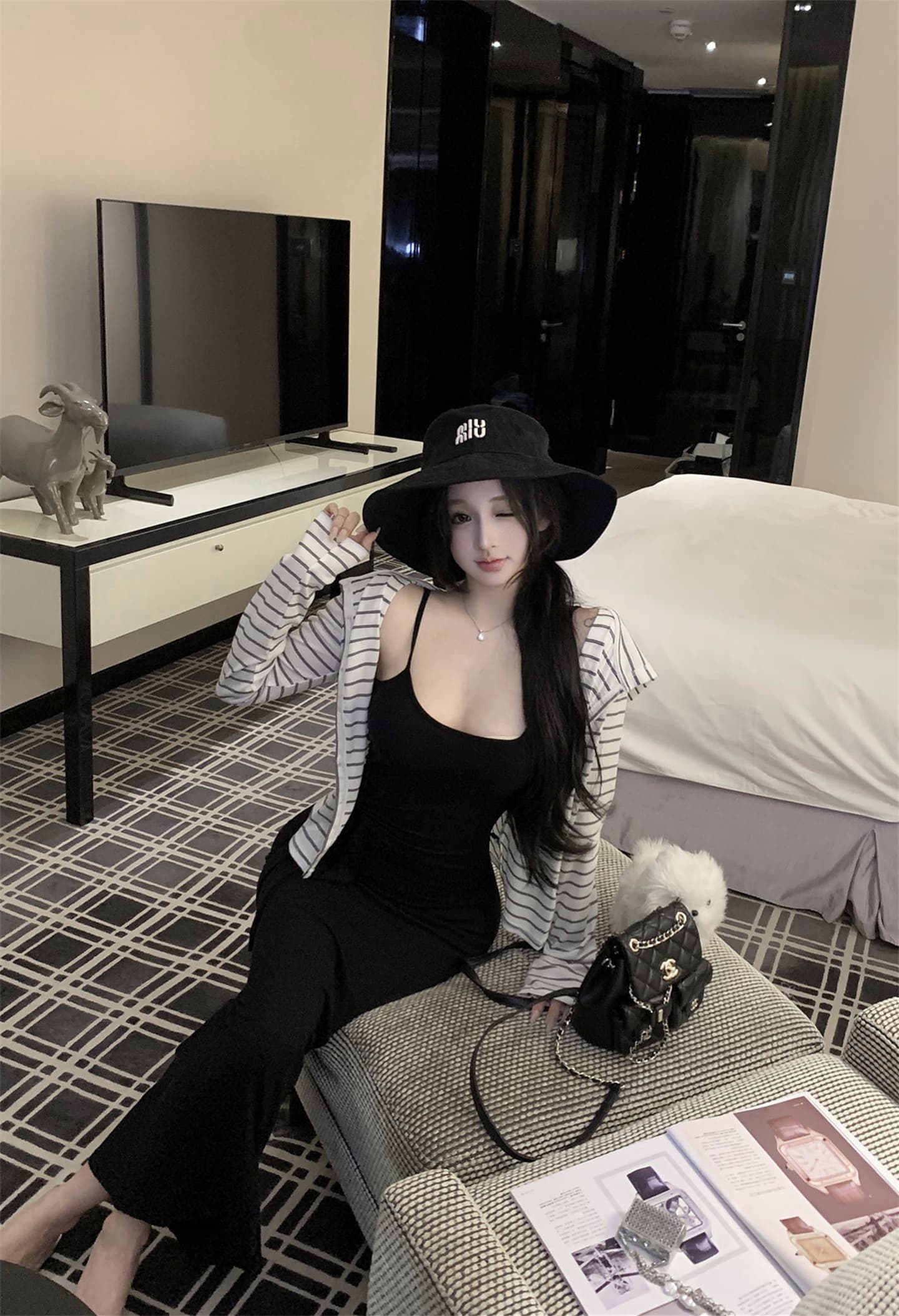 실사 이른 가을 스키니 종이 사람들 비틀림 스트랩 슬립 드레스 여성 가을철 실크 긴팔 자외선 차단 오픈 가디건 이미지 2