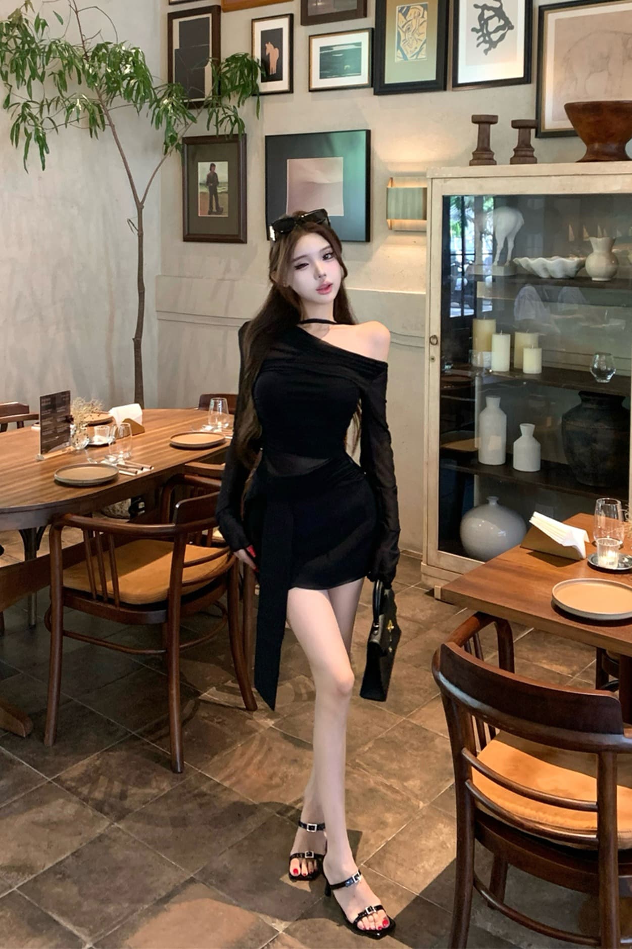 실사 이른 가을 페이크 레이어드 오프숄더 섹시함 블랙 하프 ~을 통해 기본 셔츠 얇은 벨트 슬림해 보이는 반신 스커트 핫걸 세트 이미지 6