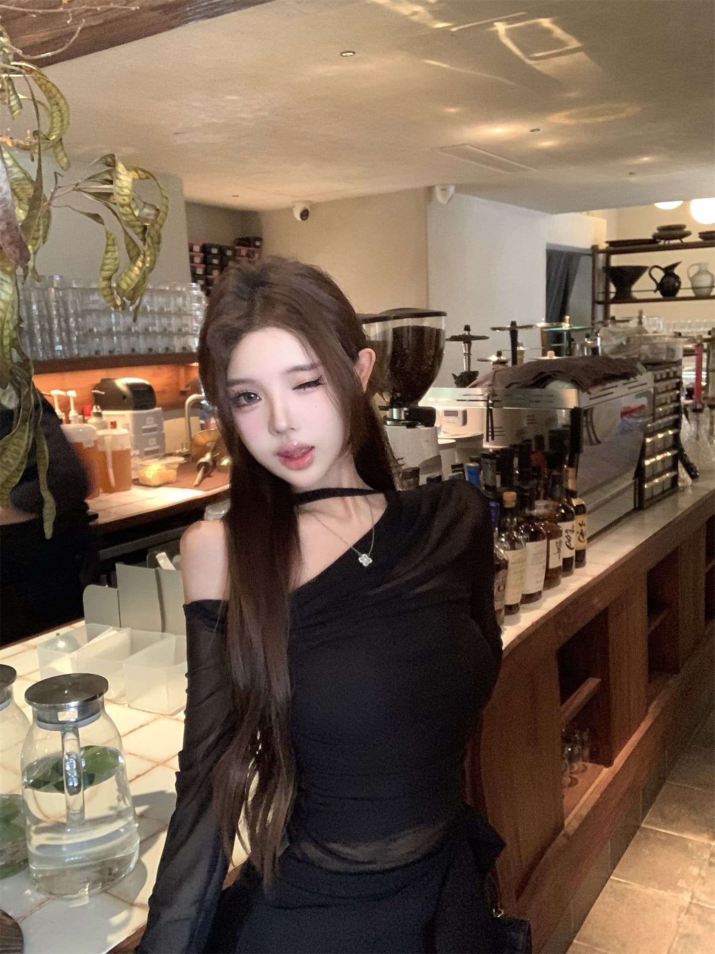 실사 이른 가을 페이크 레이어드 오프숄더 섹시함 블랙 하프 ~을 통해 기본 셔츠 얇은 벨트 슬림해 보이는 반신 스커트 핫걸 세트 상세 이미지 3