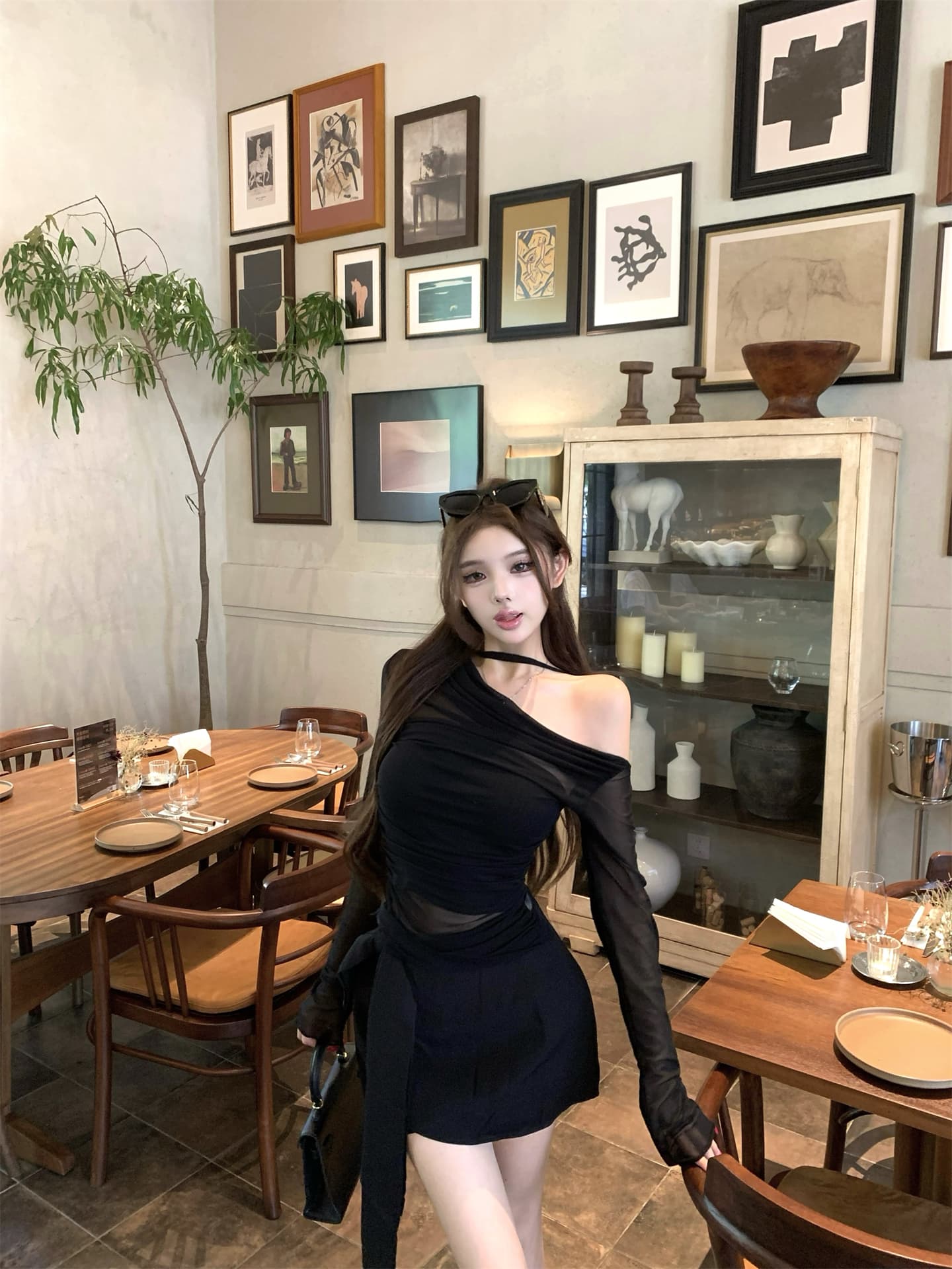 실사 이른 가을 페이크 레이어드 오프숄더 섹시함 블랙 하프 ~을 통해 기본 셔츠 얇은 벨트 슬림해 보이는 반신 스커트 핫걸 세트 상세 이미지 4