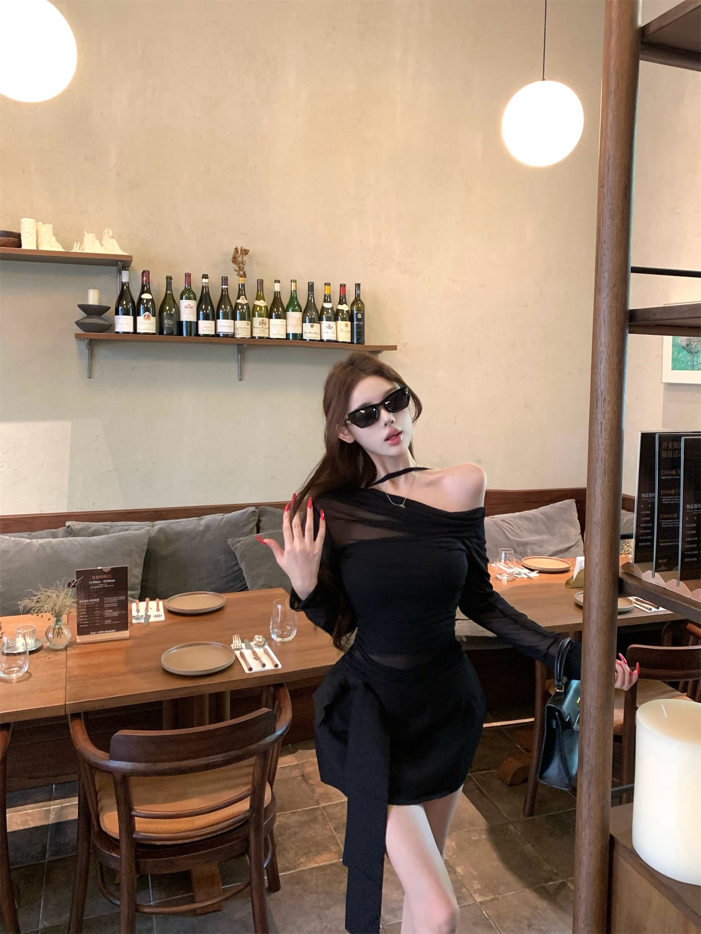실사 이른 가을 페이크 레이어드 오프숄더 섹시함 블랙 하프 ~을 통해 기본 셔츠 얇은 벨트 슬림해 보이는 반신 스커트 핫걸 세트 상세 이미지 9