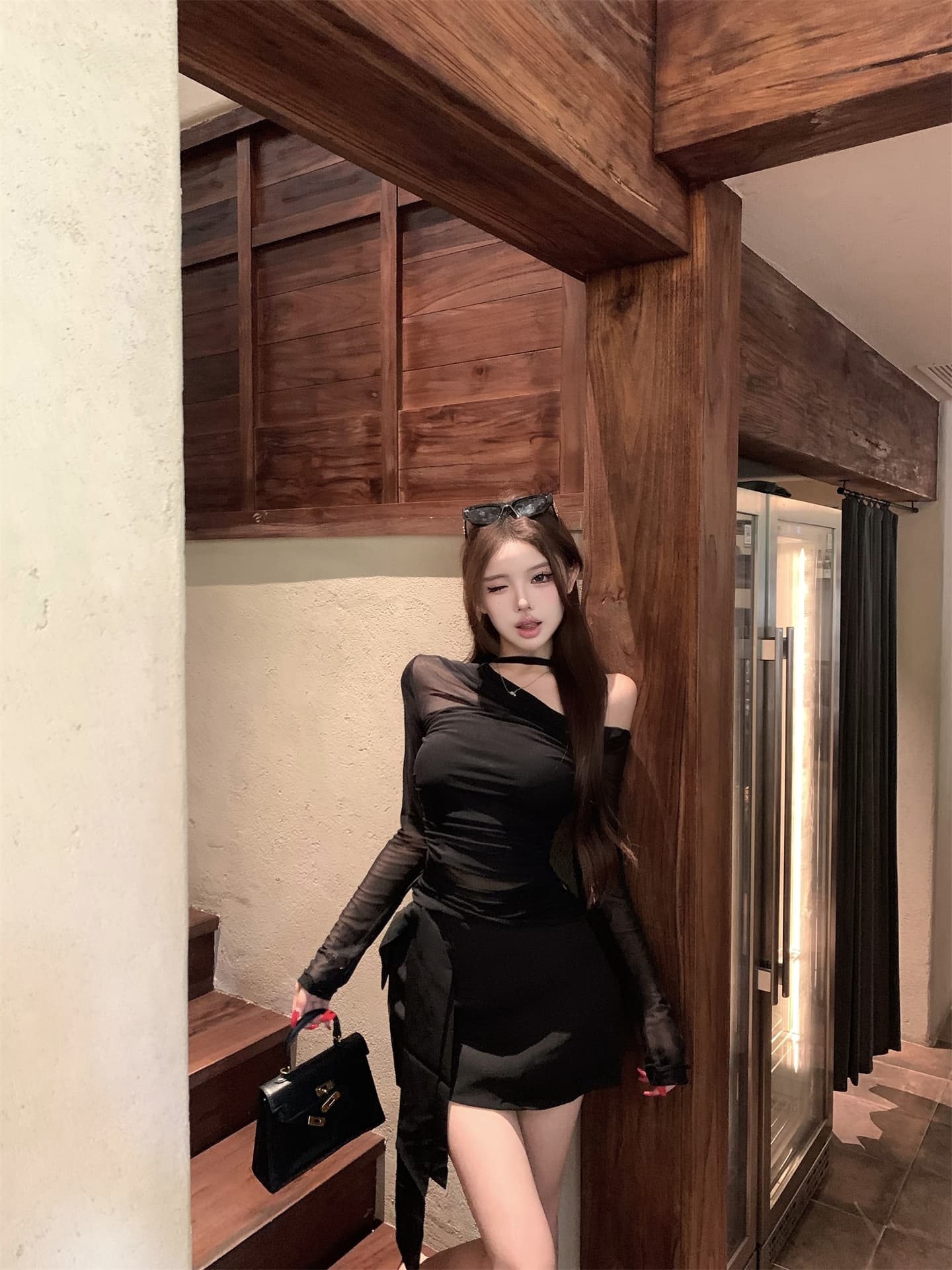 실사 이른 가을 페이크 레이어드 오프숄더 섹시함 블랙 하프 ~을 통해 기본 셔츠 얇은 벨트 슬림해 보이는 반신 스커트 핫걸 세트 상세 이미지 11