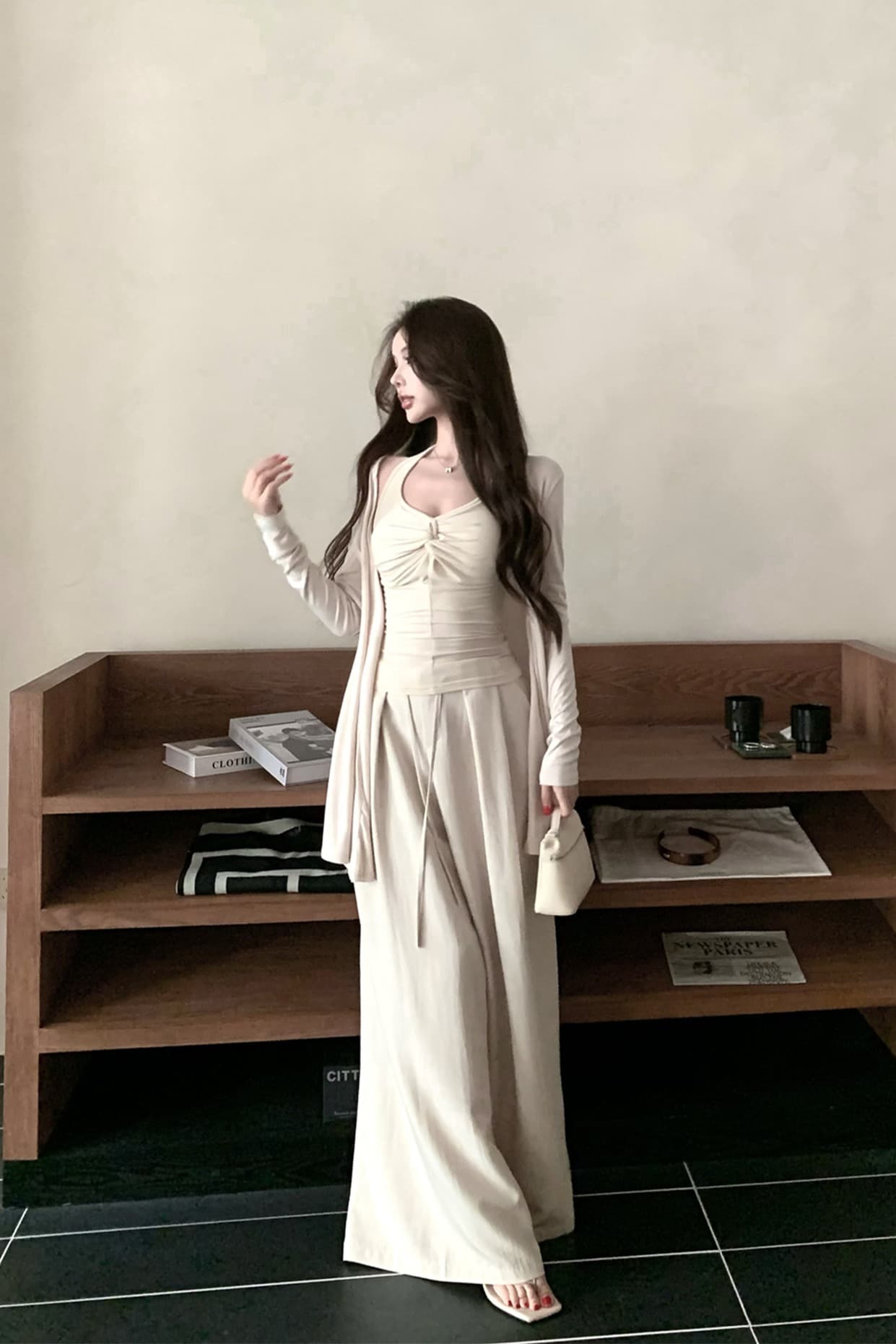 실사 새로운 가을 어깨 긴팔 슬림해 보이는 얇은 스타일 자외선 차단 카디건 코트 행침 목 조끼 캐주얼 와이드 레그 팬츠 이미지 6