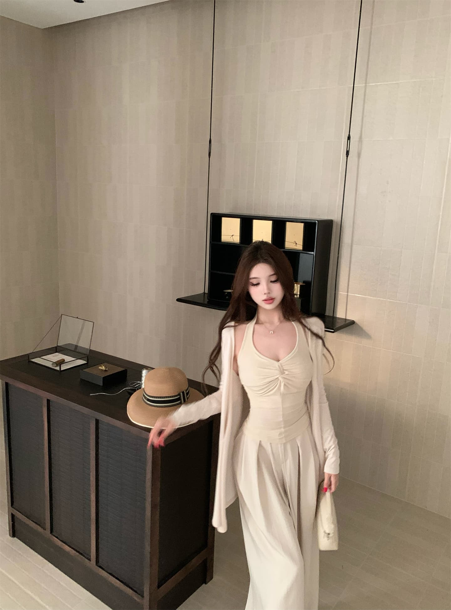 실사 새로운 가을 어깨 긴팔 슬림해 보이는 얇은 스타일 자외선 차단 카디건 코트 행침 목 조끼 캐주얼 와이드 레그 팬츠 상세 이미지 2