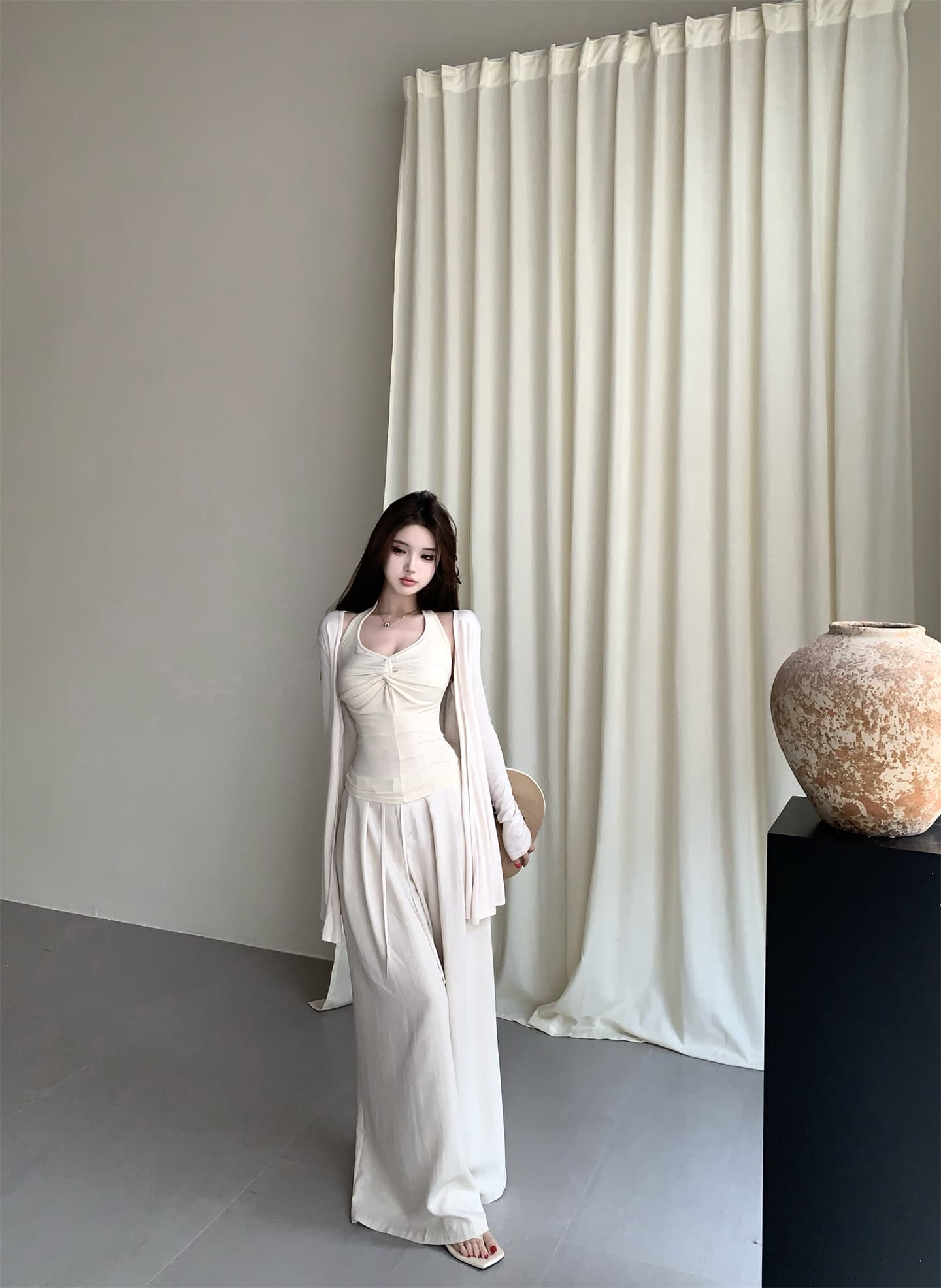 실사 새로운 가을 어깨 긴팔 슬림해 보이는 얇은 스타일 자외선 차단 카디건 코트 행침 목 조끼 캐주얼 와이드 레그 팬츠 상세 이미지 10