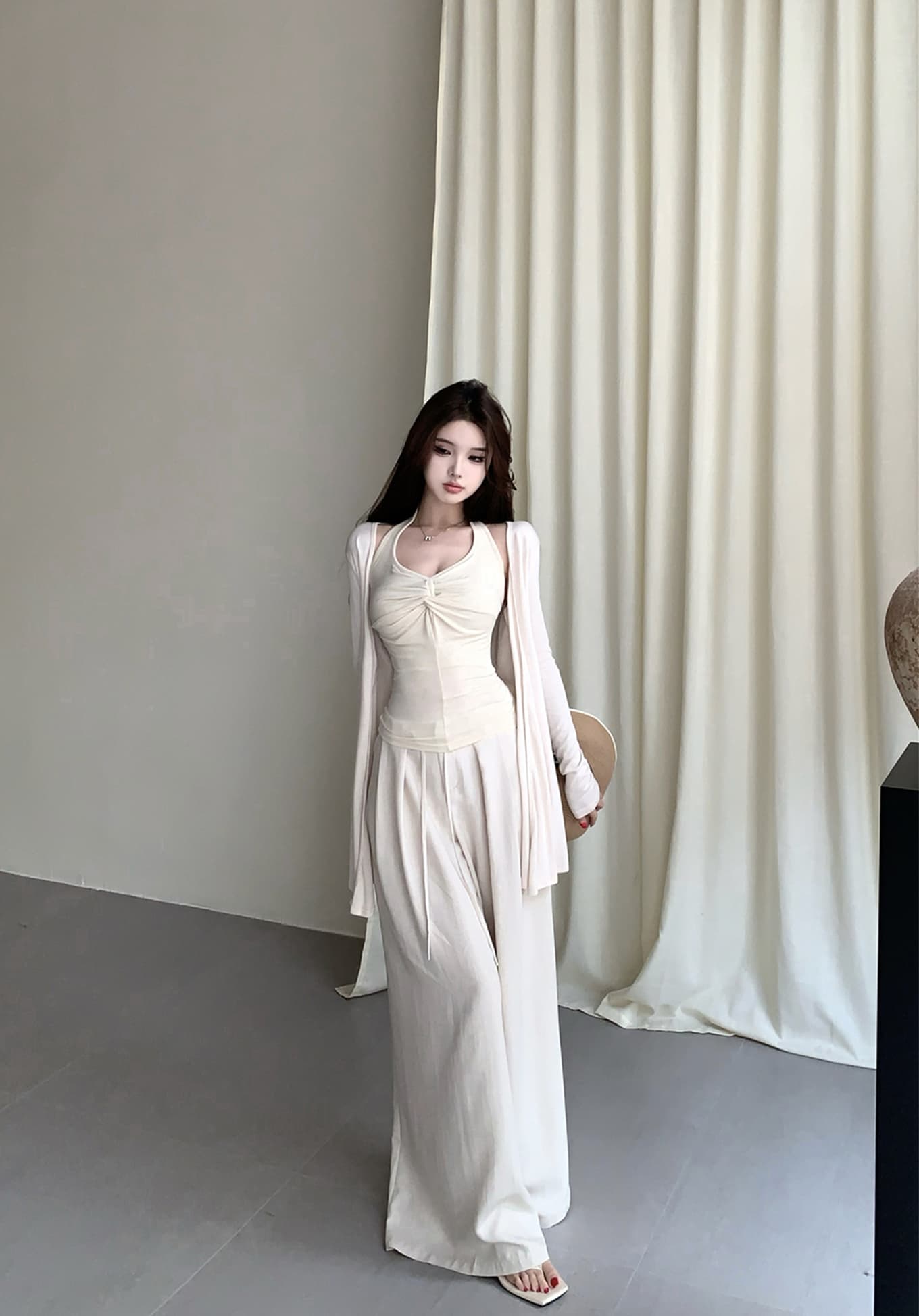 실사 새로운 가을 어깨 긴팔 슬림해 보이는 얇은 스타일 자외선 차단 카디건 코트 행침 목 조끼 캐주얼 와이드 레그 팬츠 이미지 4