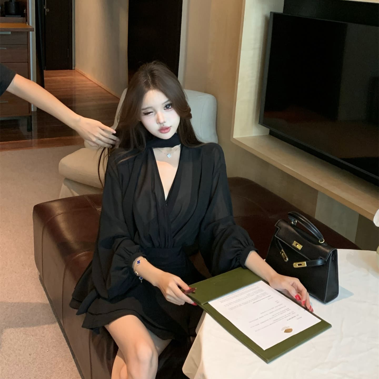 실사 이른 가을 프랑스식 리본 쉬폰 긴팔 여성 드레스 품격 허리 수축 한 마디 미니 스커트 자이언트 잘 생긴 치마 이미지 5