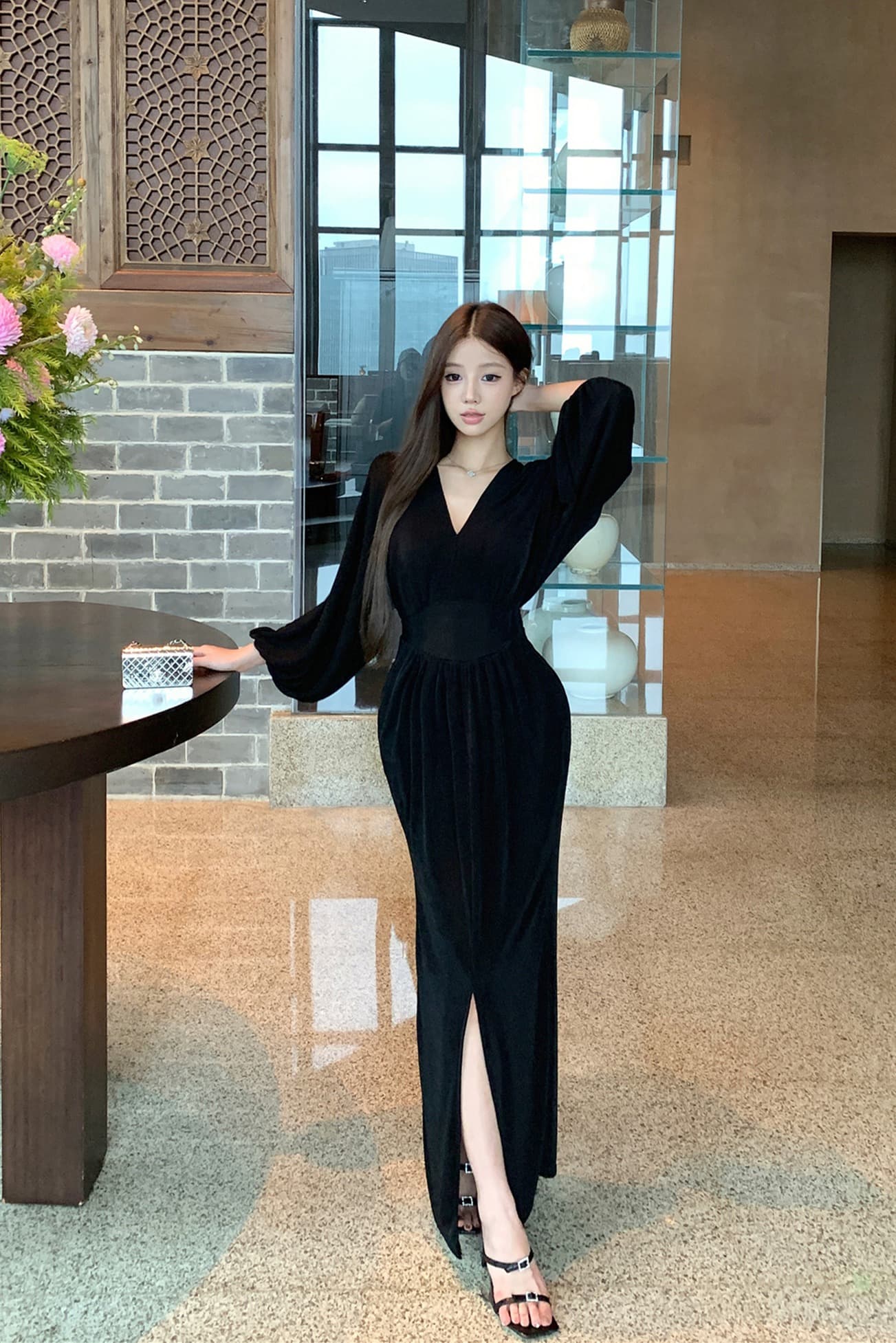 실사 이른 가을 로얄 자매 맨위 흐름 V넥 퍼프 소매 허리 Pleat Pleat 트임 높음 폭탄 망사 드레스 이미지 6