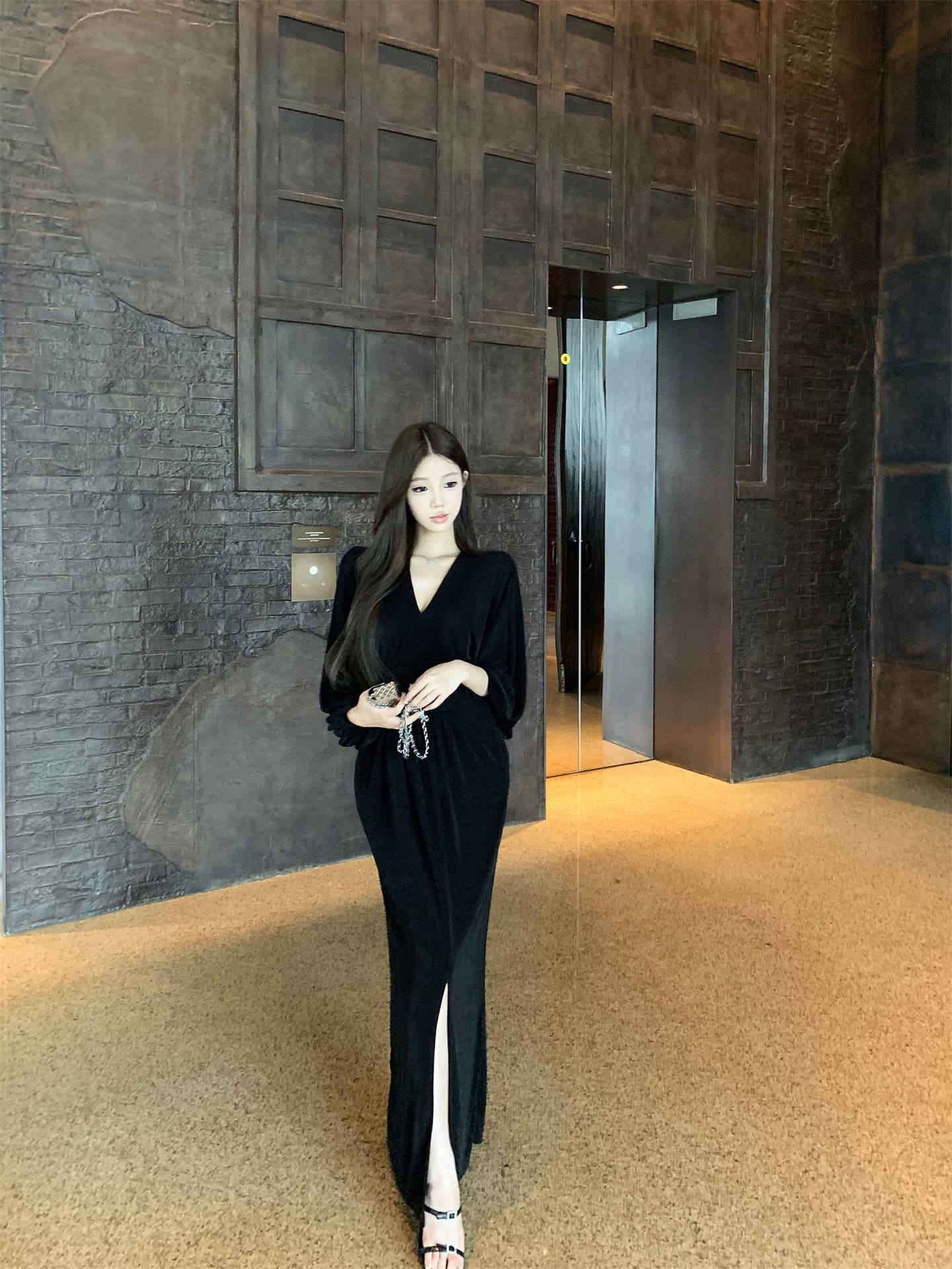 실사 이른 가을 로얄 자매 맨위 흐름 V넥 퍼프 소매 허리 Pleat Pleat 트임 높음 폭탄 망사 드레스 상세 이미지 11