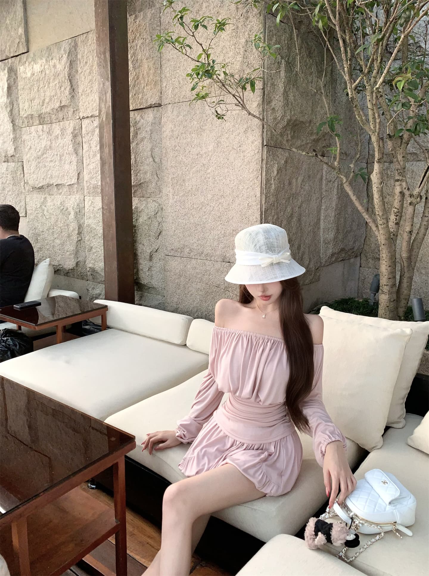 실사 이른 가을 우유 피부 세트 맨위 오프숄더 티셔츠 반바지 투피스 세트 상세 이미지 8
