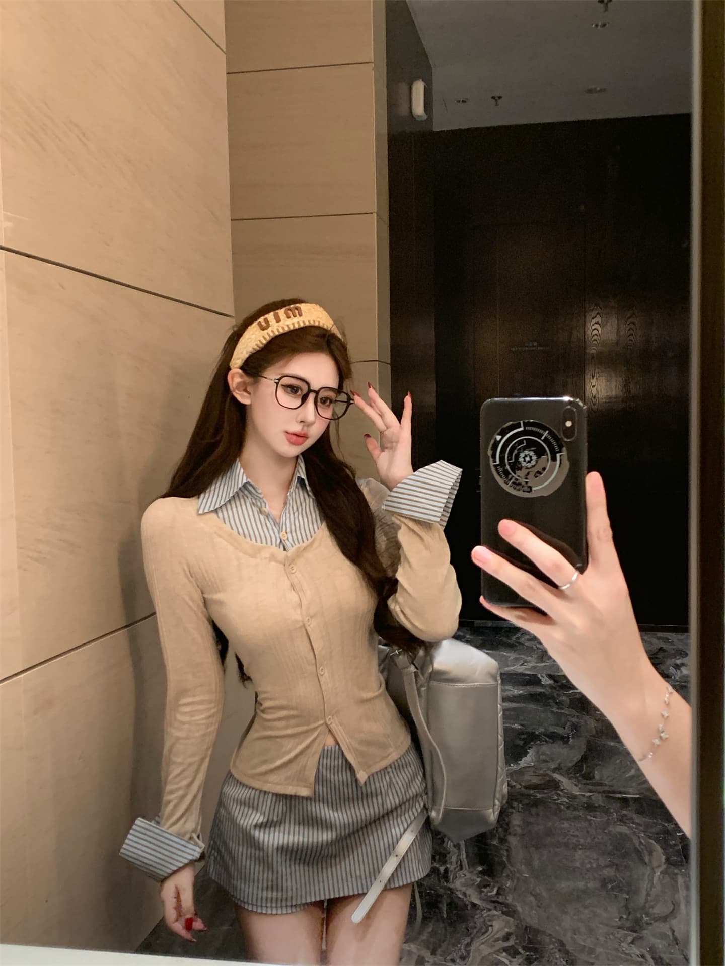 실사 이른 가을 새로운 페이크 레이어드 셔츠 맨위 여성 코디 스트라이프 반신 치마바지 전체 집합 한 부서 착용 가져 가라. 상세 이미지 1