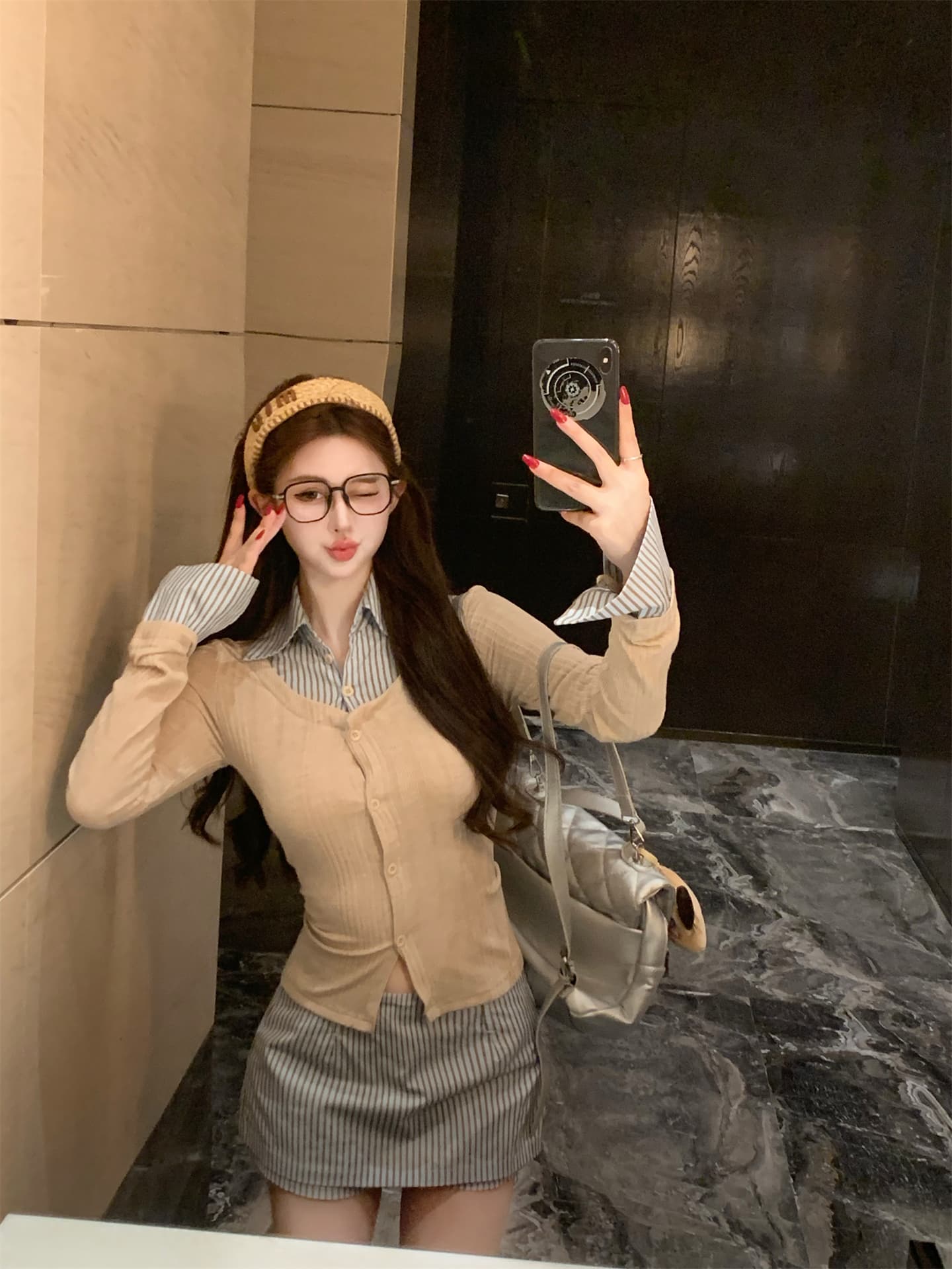실사 이른 가을 새로운 페이크 레이어드 셔츠 맨위 여성 코디 스트라이프 반신 치마바지 전체 집합 한 부서 착용 가져 가라. 상세 이미지 3
