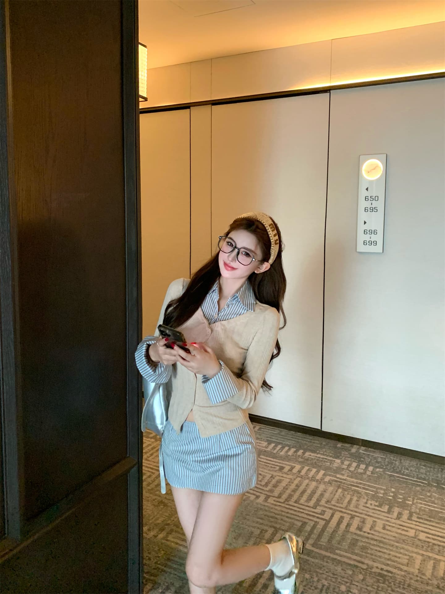 실사 이른 가을 새로운 페이크 레이어드 셔츠 맨위 여성 코디 스트라이프 반신 치마바지 전체 집합 한 부서 착용 가져 가라. 상세 이미지 9