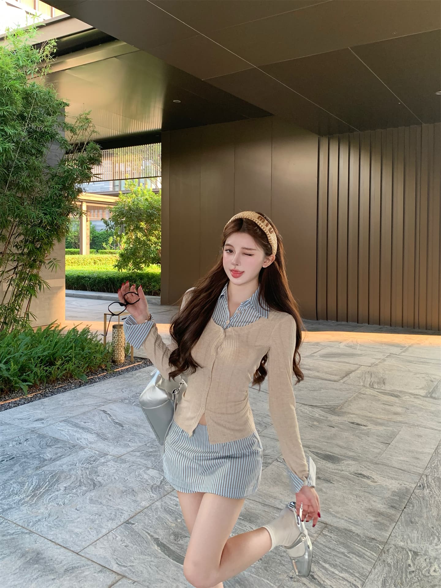 실사 이른 가을 새로운 페이크 레이어드 셔츠 맨위 여성 코디 스트라이프 반신 치마바지 전체 집합 한 부서 착용 가져 가라. 상세 이미지 12