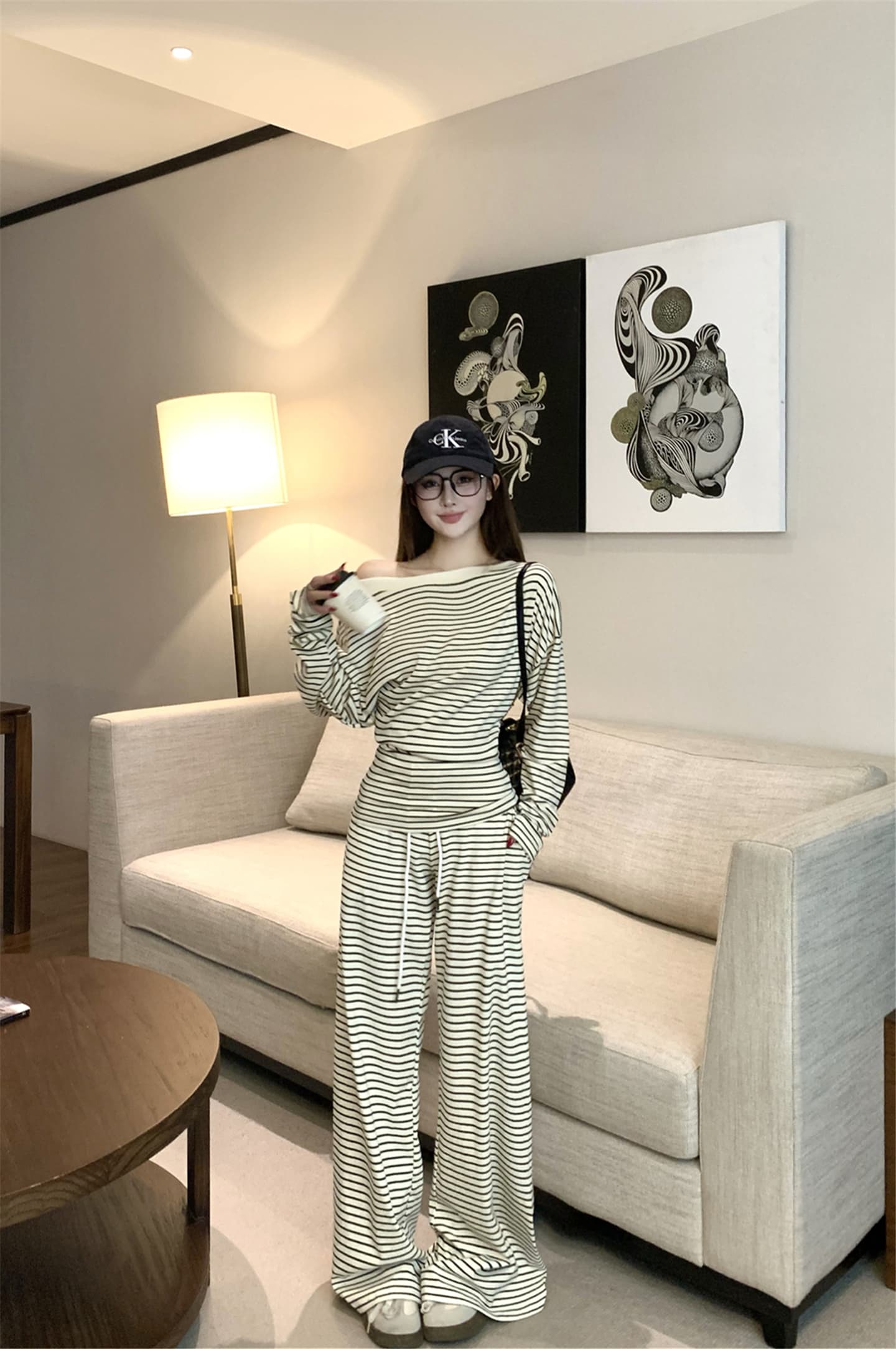 실사 이른 가을 비스듬한 어깨 긴팔 허리 수축 흑백 줄무늬 맨위 고급 빗질된 면 긴 바지 느긋한 세트 이미지 3