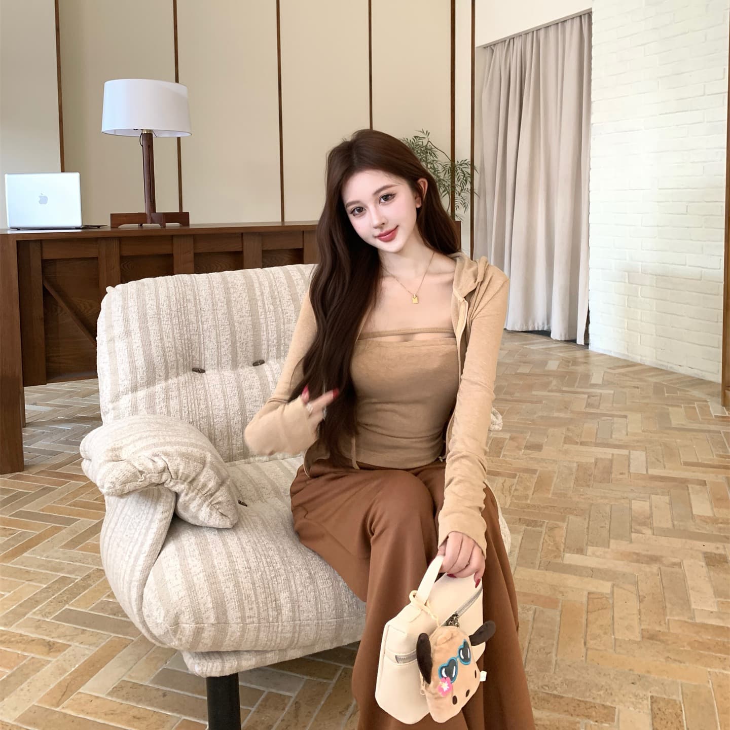 실사 이른 가을 닦아내 라. 가슴 안쪽 가져 가라. 조끼 지퍼 후드 재킷 공기 바지 캐주얼 바지 세 조각 여성 세트 이미지 5