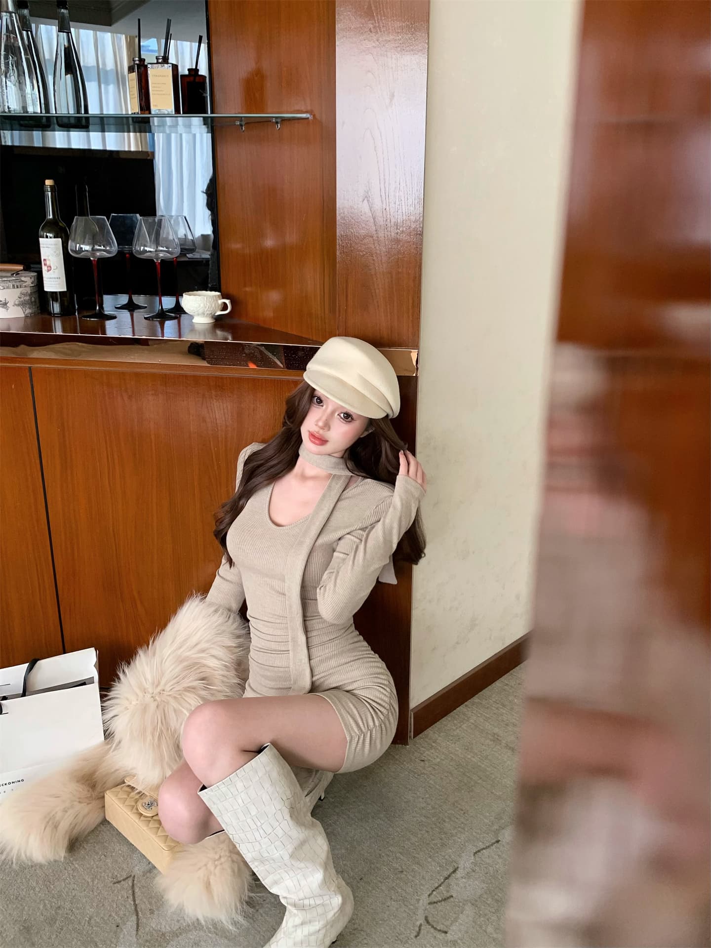 실사 이른 가을 순수한 욕망 섹시함 V넥 펌프 Pleat 타이트 스커트 미니 스커트 몸매 가꾸기 슬림해 보이는 디자인 센스 드레스 경기 리본 상세 이미지 6