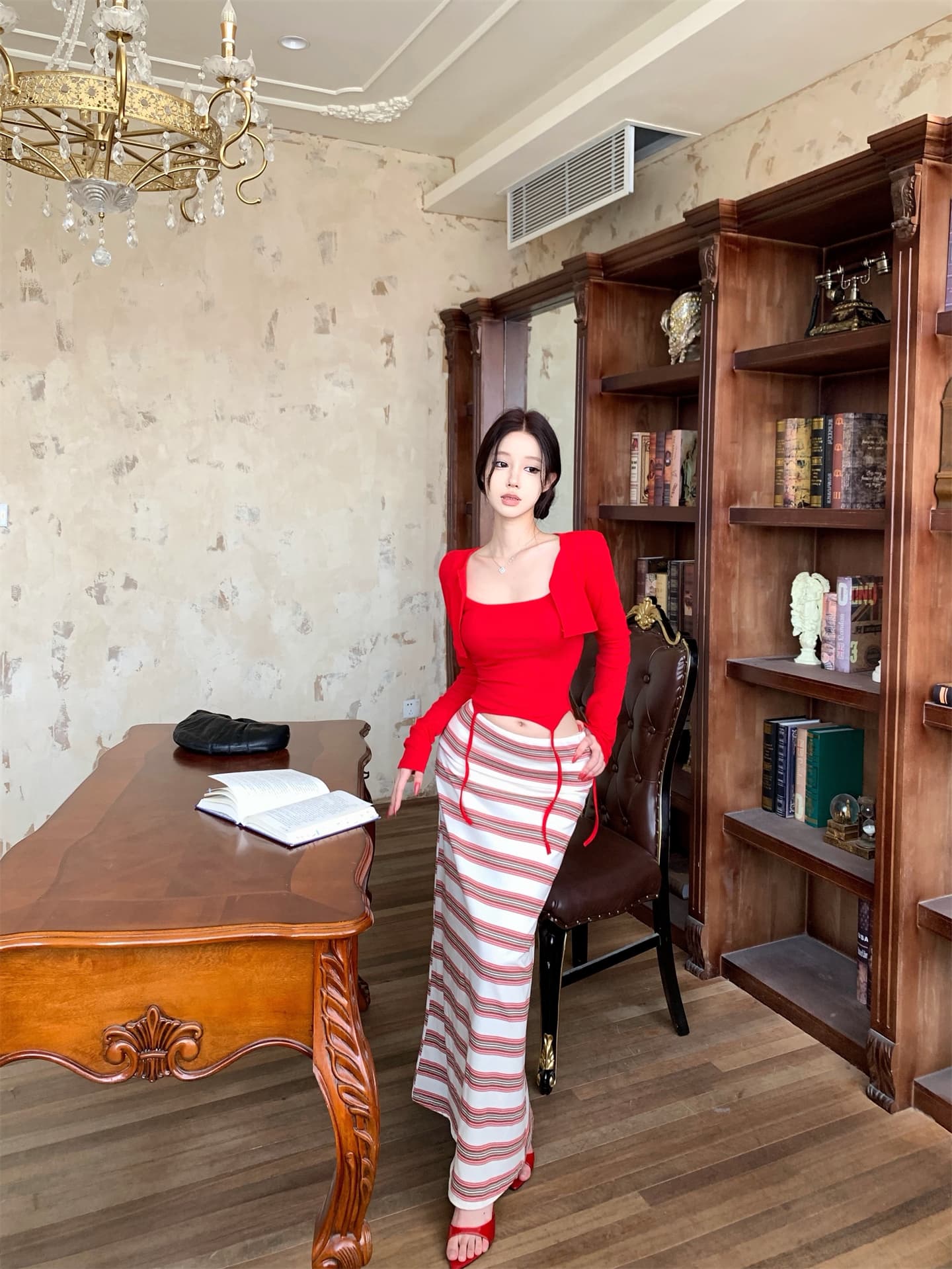 실사 여름 새로운 한국 스타일 패션 다용도 슬림해 보이는 스트라이프 긴팔 맨위 반신 스커트 세 조각 여성 세트 상세 이미지 15