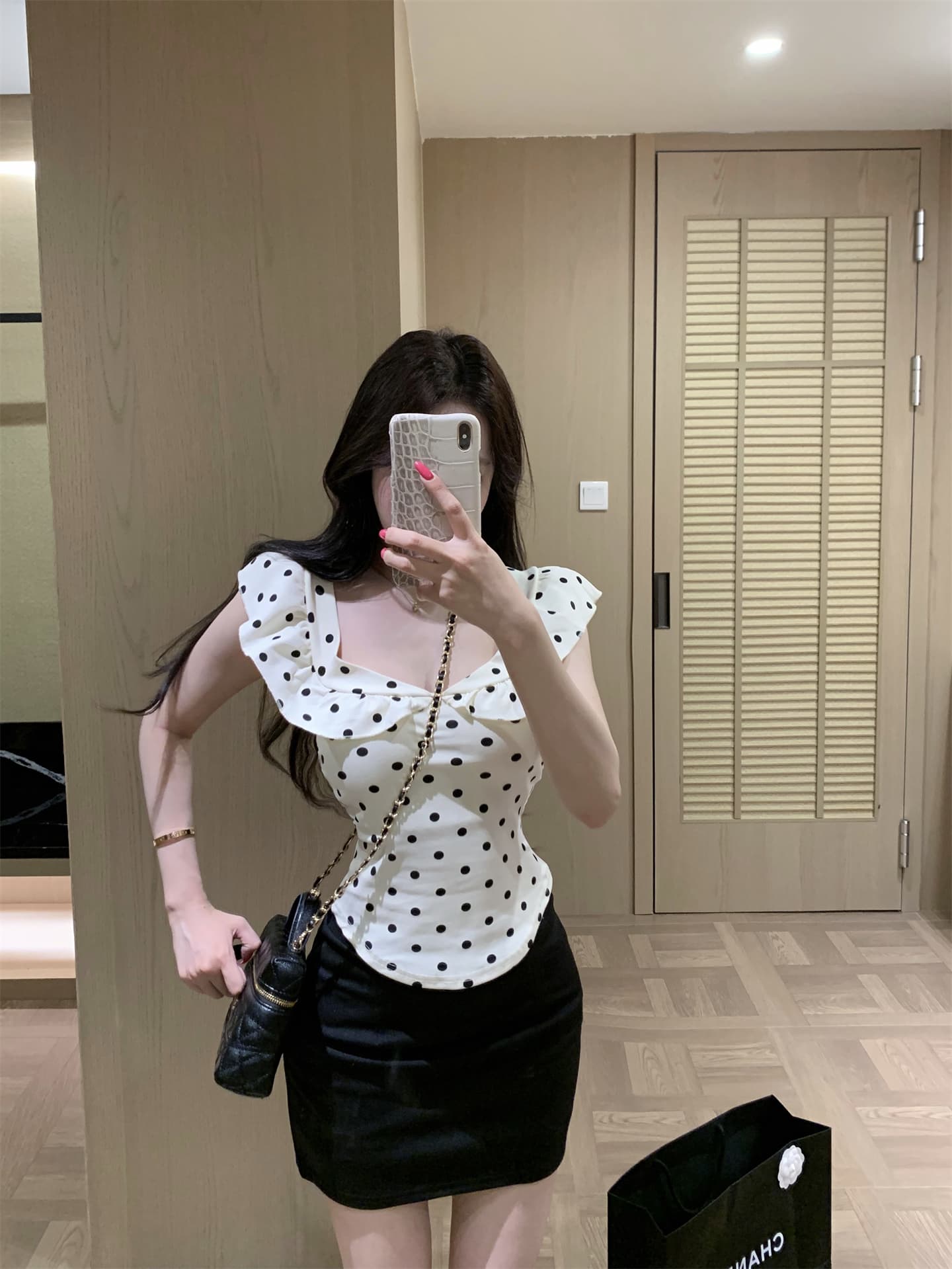 실사 품격 전체 집합 ootd 착용 가져 가라. 섹시함 핫걸 오프숄더 도트 무늬 맨위 미니 스커트 투피스 슈트 여성 상세 이미지 7