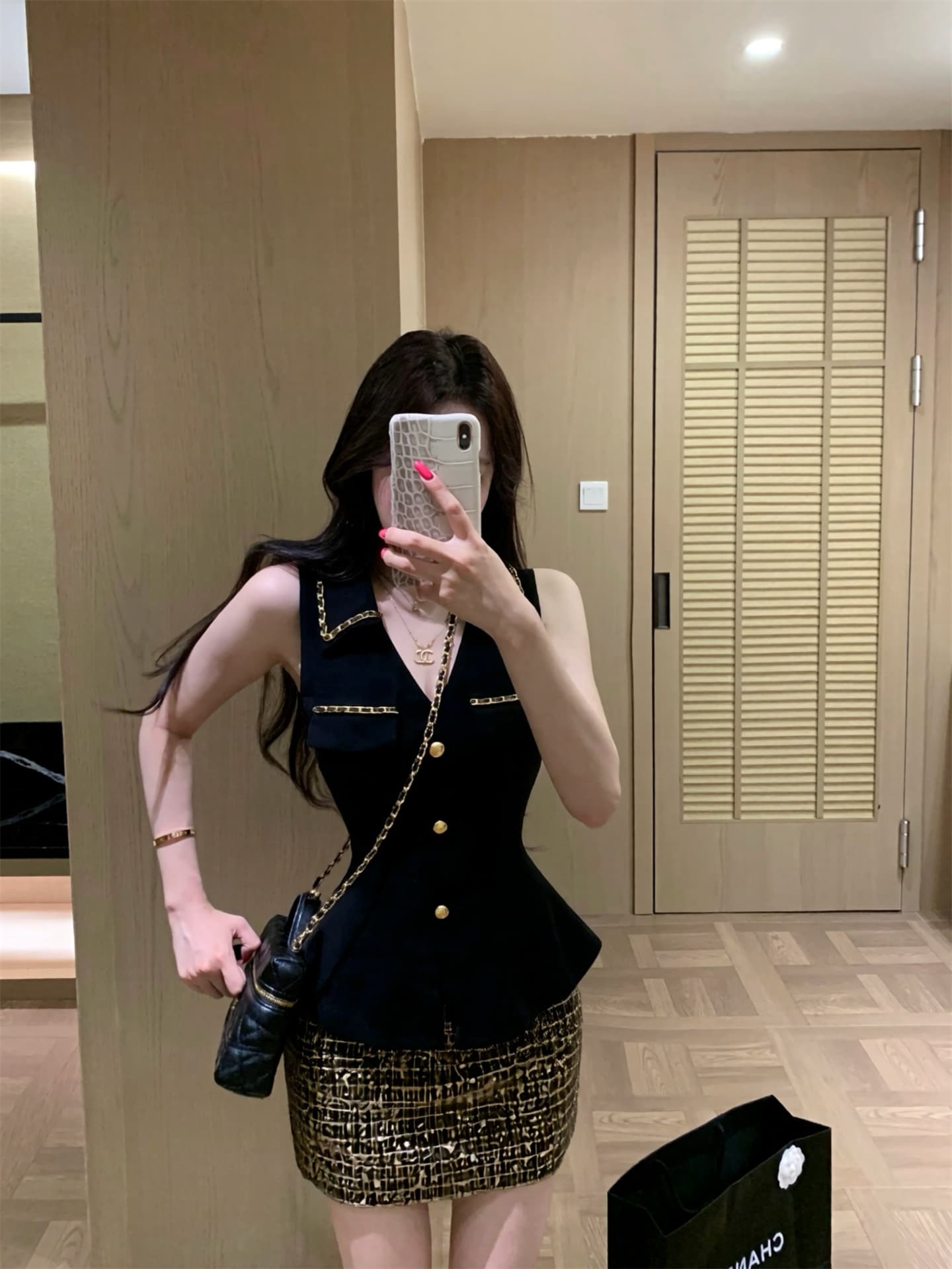 실사 새로운 허리 수축 슬림해 보이는 작은 샤넬 스타일 민소매 행침 목 맨위 여성 스팽글 반신 미니 스커트 투피스 세트 상세 이미지 1