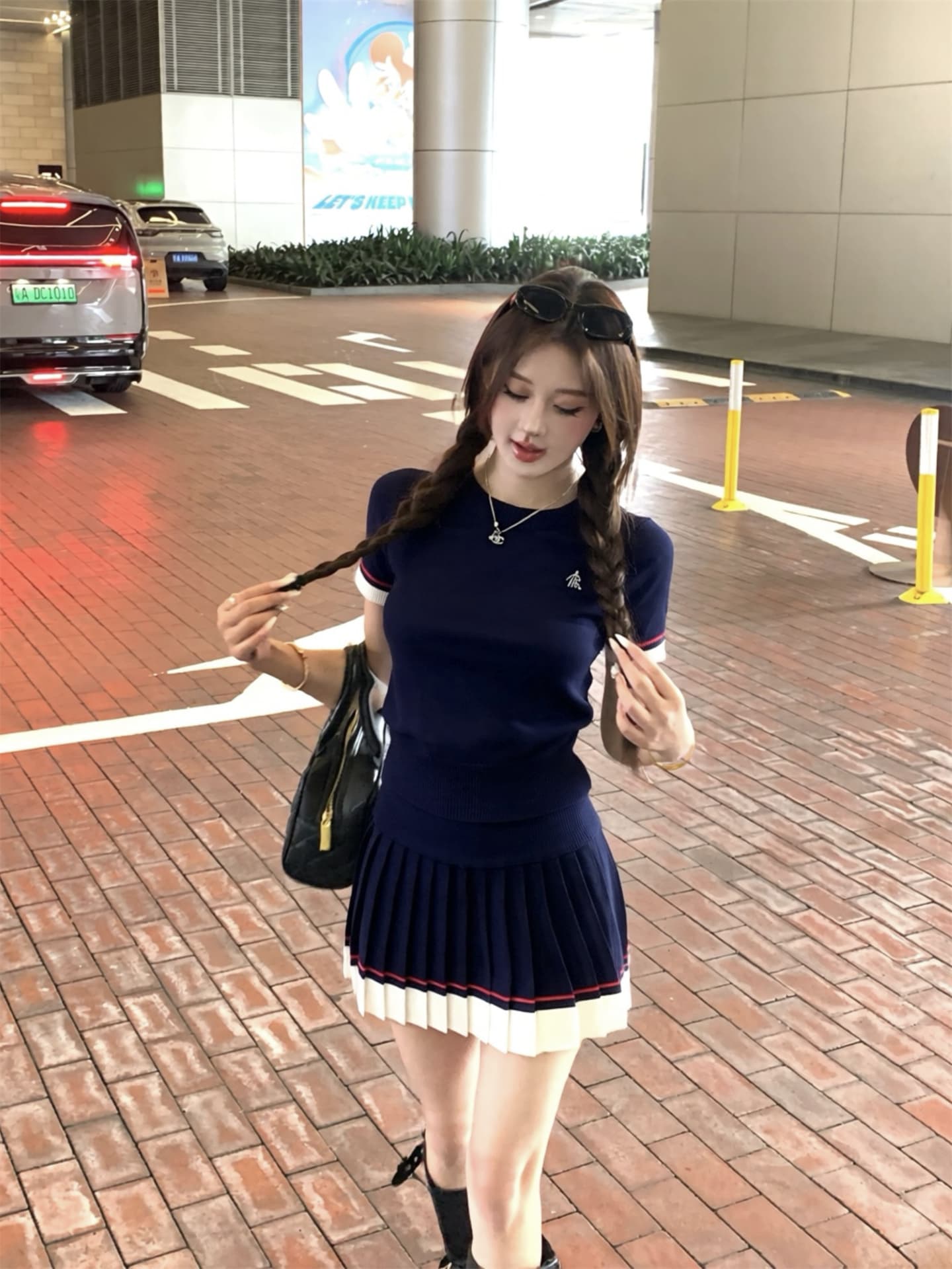실사 새로운 아메리칸 레트로 해군 니트 반팔 티셔츠 반신 미니 스커트 몸매 가꾸기 신축성 두 조각 여성 세트 상세 이미지 6