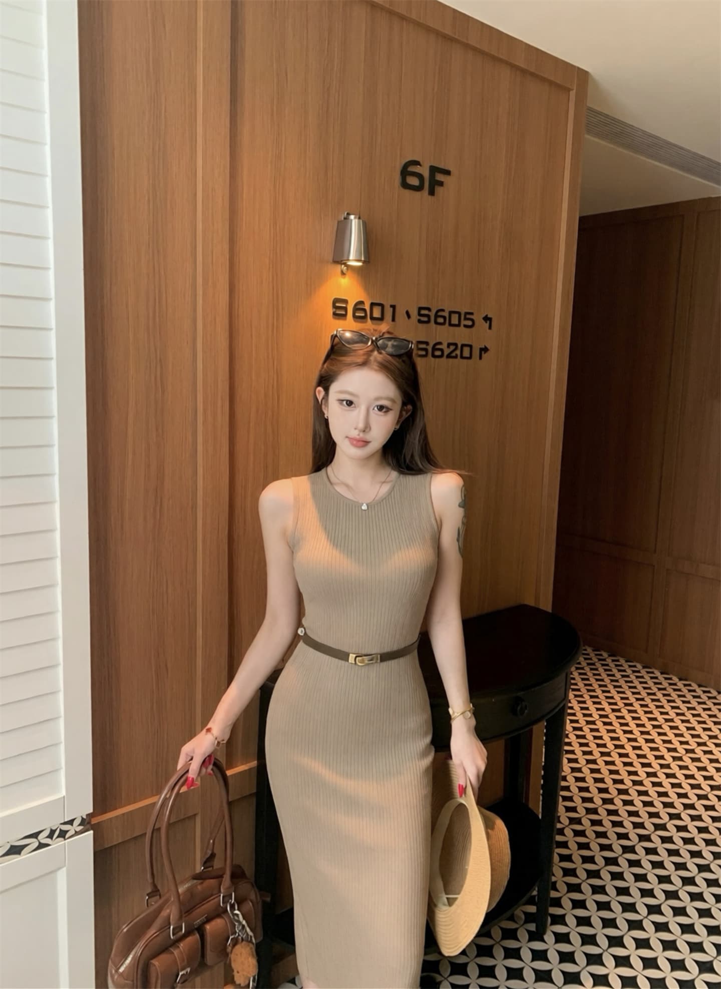 실사 새로운 장쑤 저장 및 상하이 명문 여성 착용 가져 가라. 몸매 가꾸기 품격 타이트 스커트 조끼 니트 드레스 벨트 포함 이미지 3
