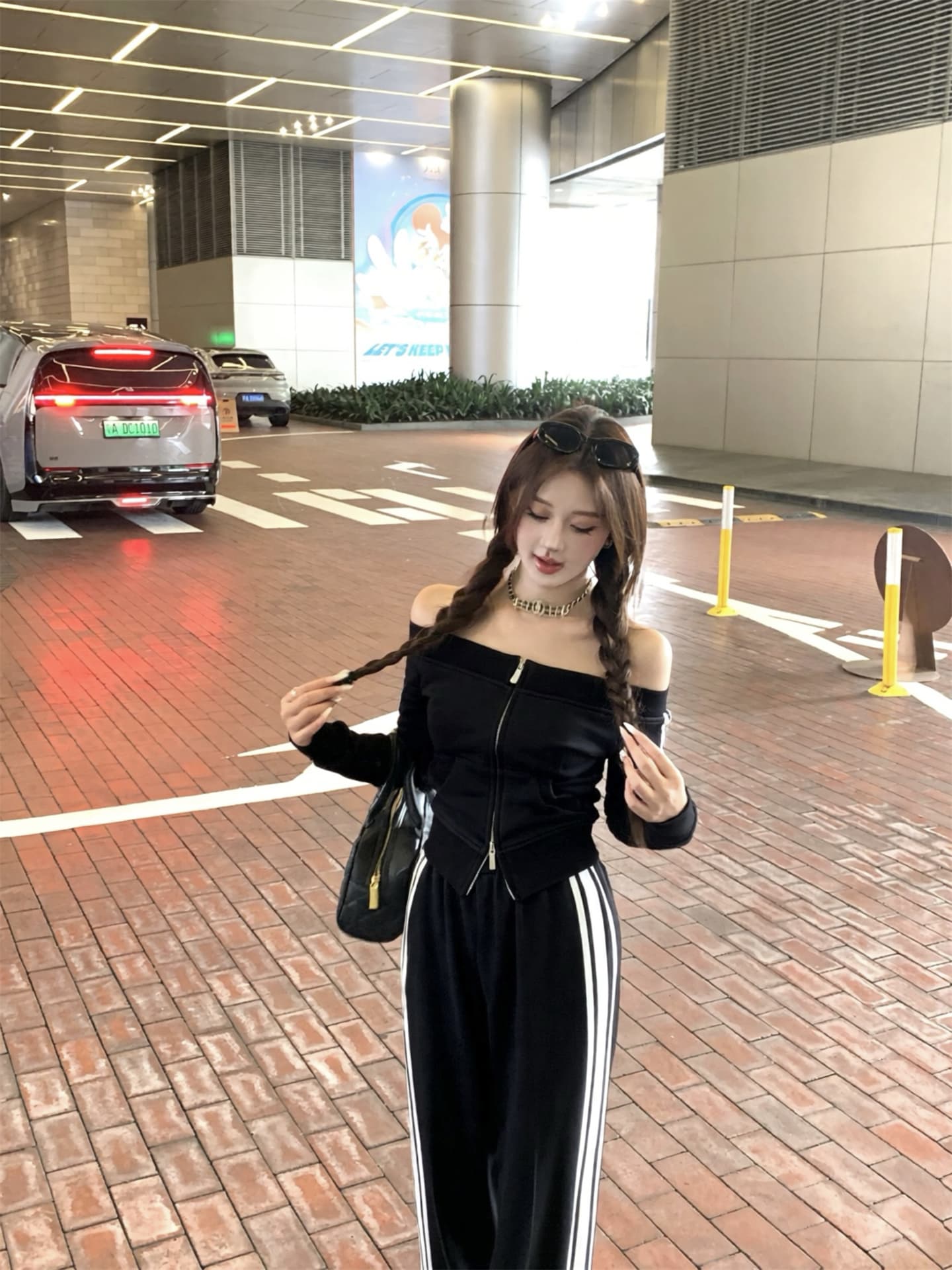 실사 이른 가을 품격 캐주얼 고급 빗질된 면 원사 오프숄더 지퍼 맨위 가져 가라. 바지 두 조각 여성 세트 상세 이미지 10