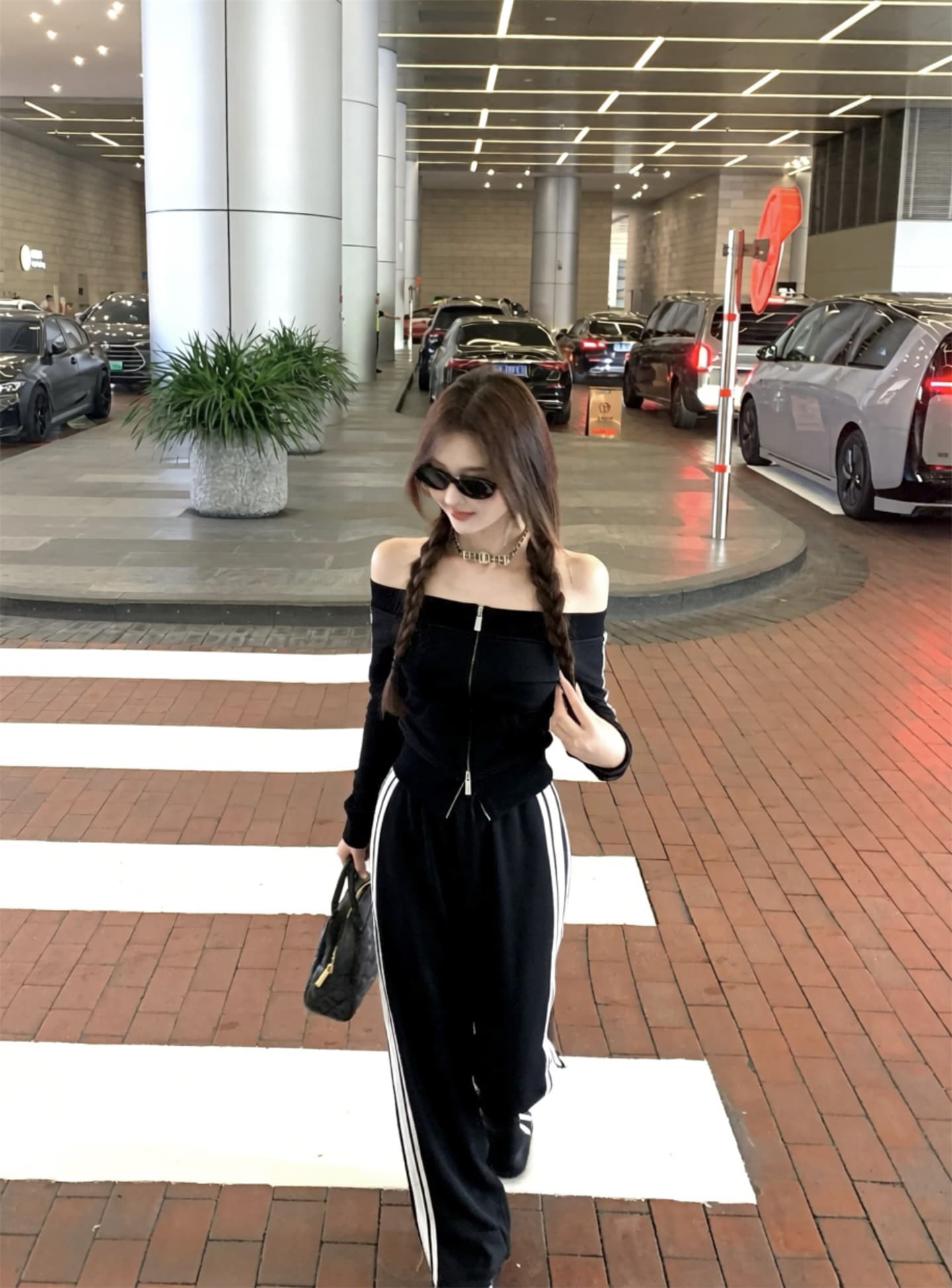 실사 이른 가을 품격 캐주얼 고급 빗질된 면 원사 오프숄더 지퍼 맨위 가져 가라. 바지 두 조각 여성 세트 상세 이미지 12