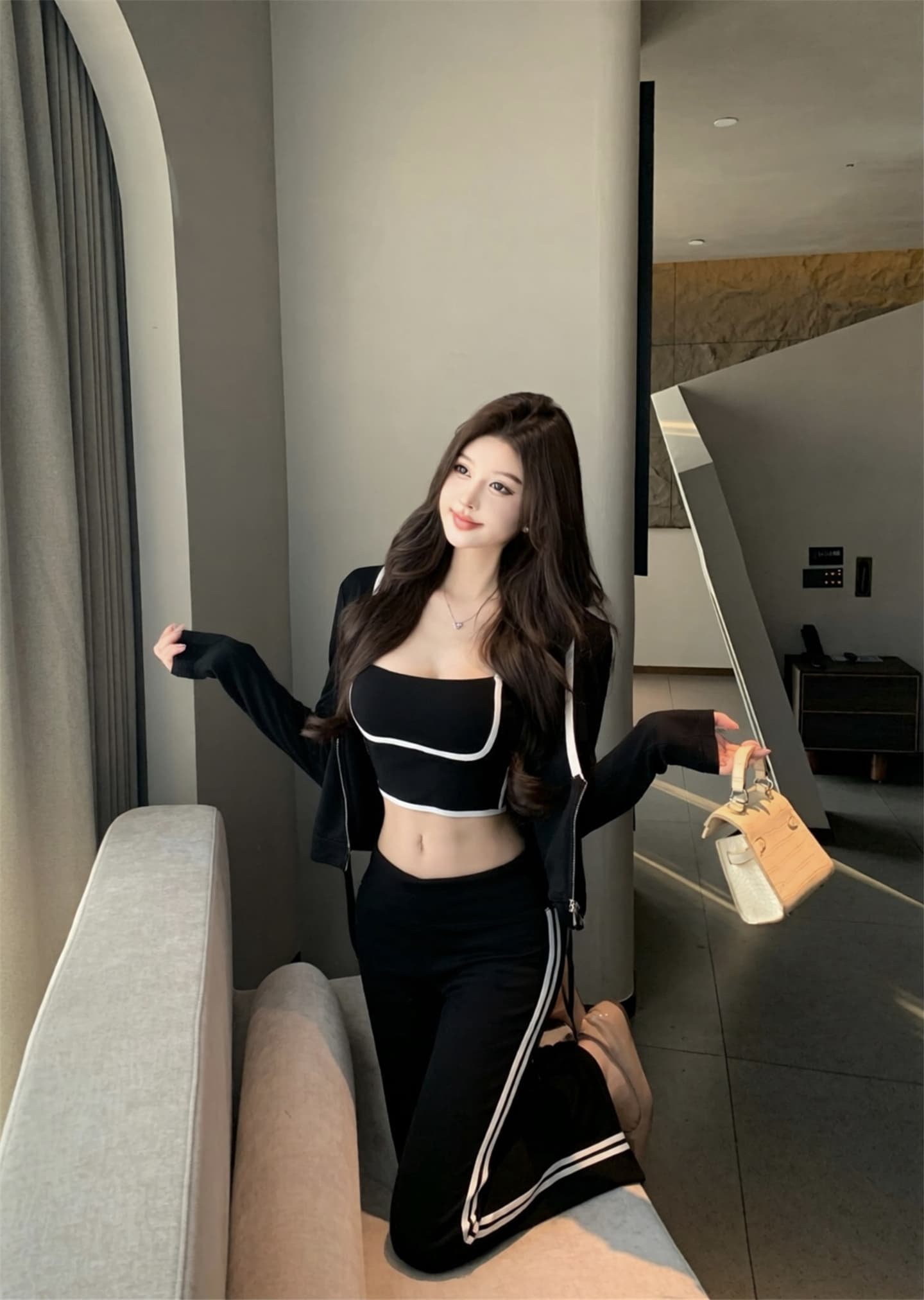 실사 이른 가을 핫걸 캐주얼 운동 세 조각 여성 세트 새로운 배색 오픈 가디건 슬립 캐주얼 바지 세트 상세 이미지 13