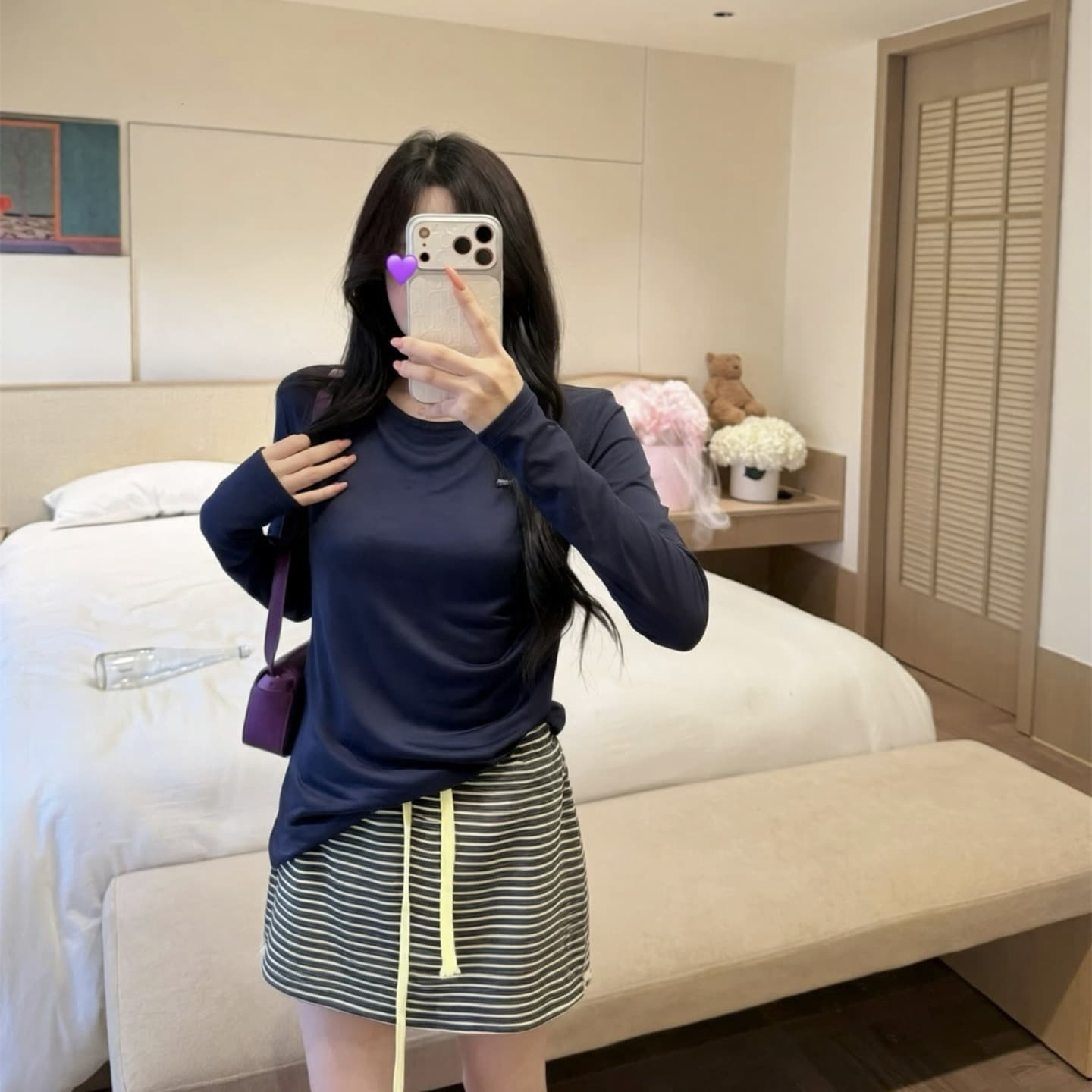 실사 이른 가을 한 부서 슬림해 보이는 캐주얼 투피스 세트 주름 허리 수축 긴팔 티셔츠 가져 가라. 스트라이프 반신 미니 스커트 여성 이미지 5