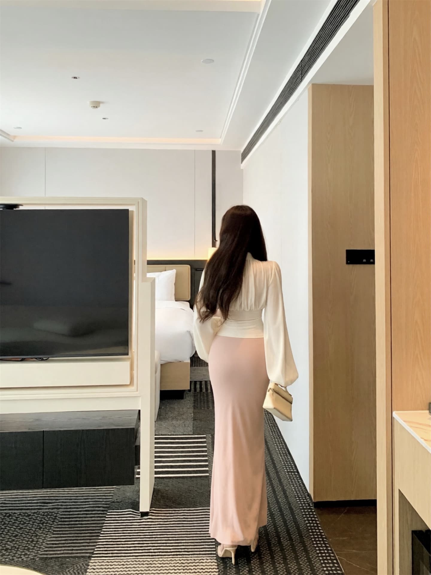 실사 이른 가을 새로운 프랑스식 부드러운 바람 리본 칼라 셔츠 가져 가라. 품격 튜브탑 롱 스커트 두 조각 여성 세트 상세 이미지 11