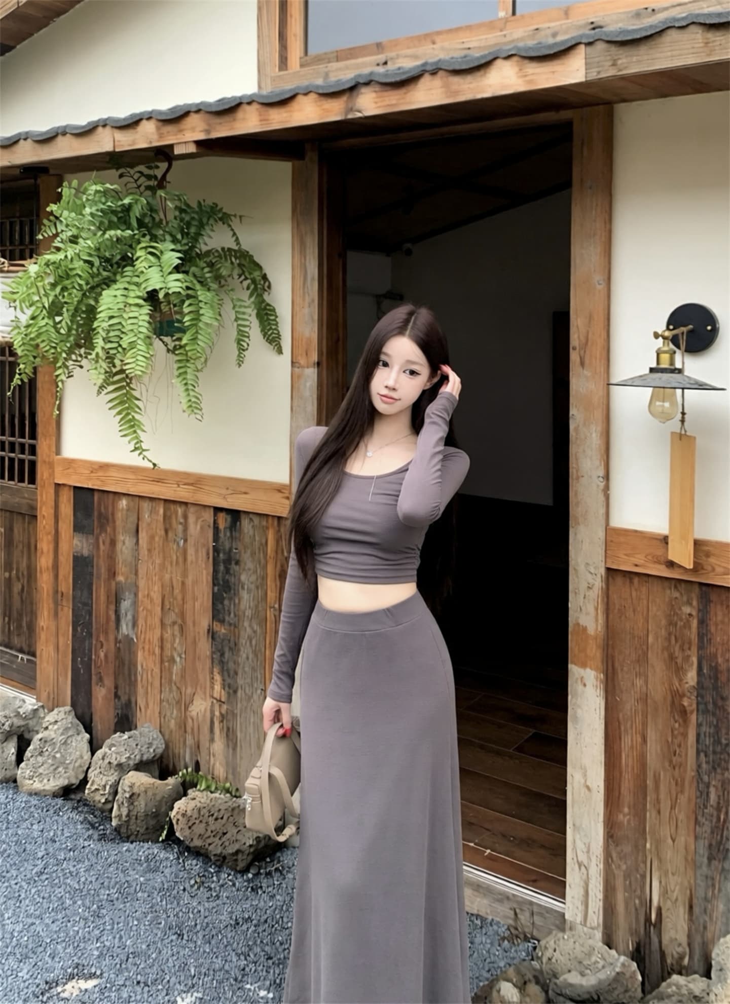 실사 이른 가을 새로운 u 칼라 몸매 가꾸기 이슬 허리 티셔츠 맨위 한 마디 도루 센스 반신 스커트 가스 질감 투피스 슈트 이미지 2