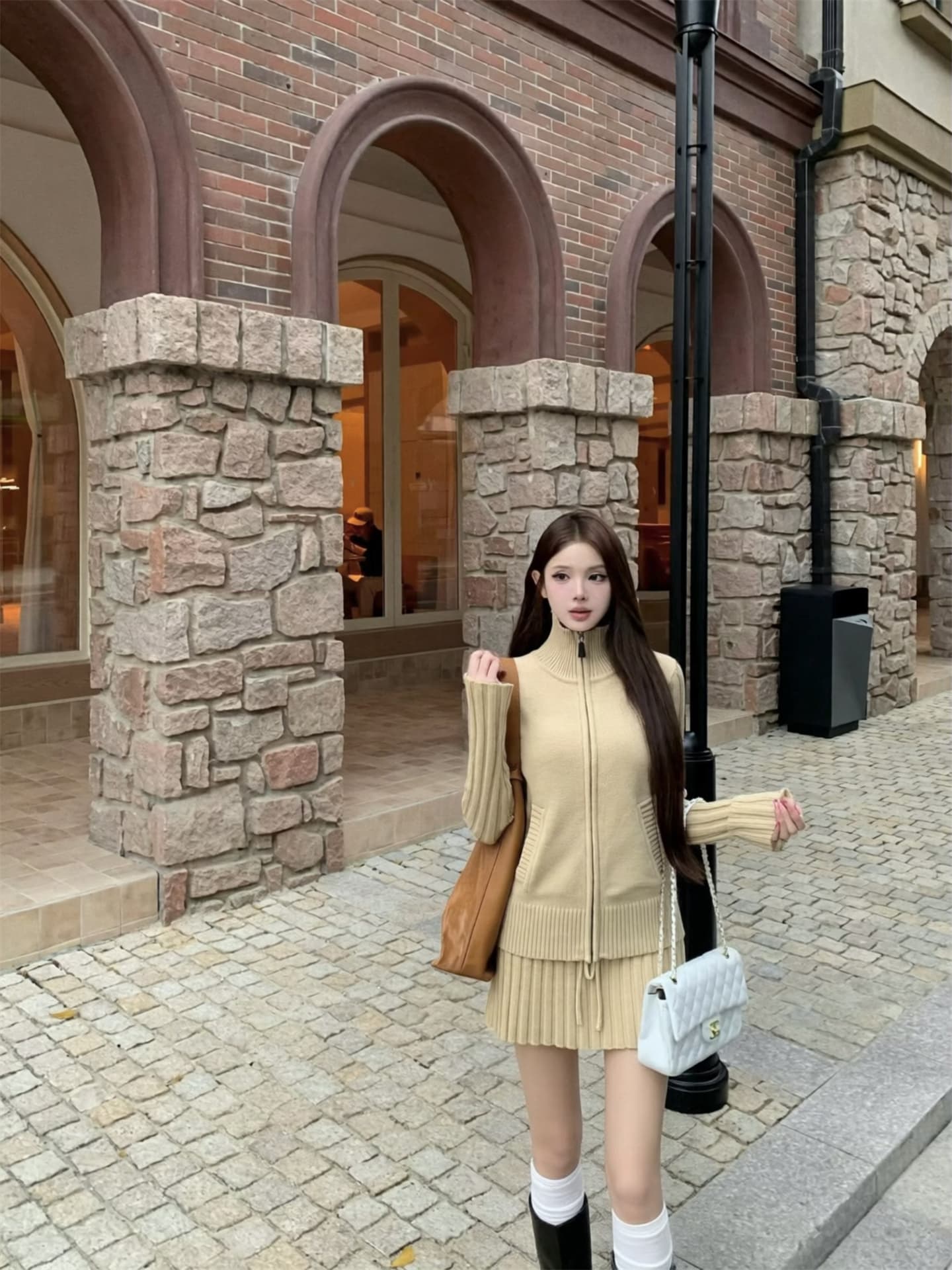 실사 가을 겨울 새로운 한 부서 몸매 가꾸기 슬림해 보이는 품격 지퍼 스웨터 코트 가져 가라. 반신 미니 스커트 투피스 세트 상세 이미지 8