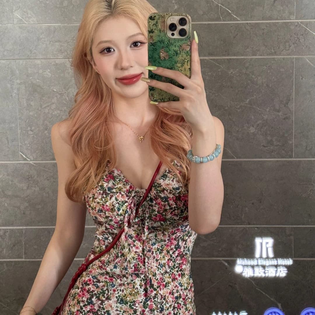 glozzzz 작은 야생화 선택하지 마라. 몸 우아한 슬림해 보이는 꽃무늬 드레스 이미지 3