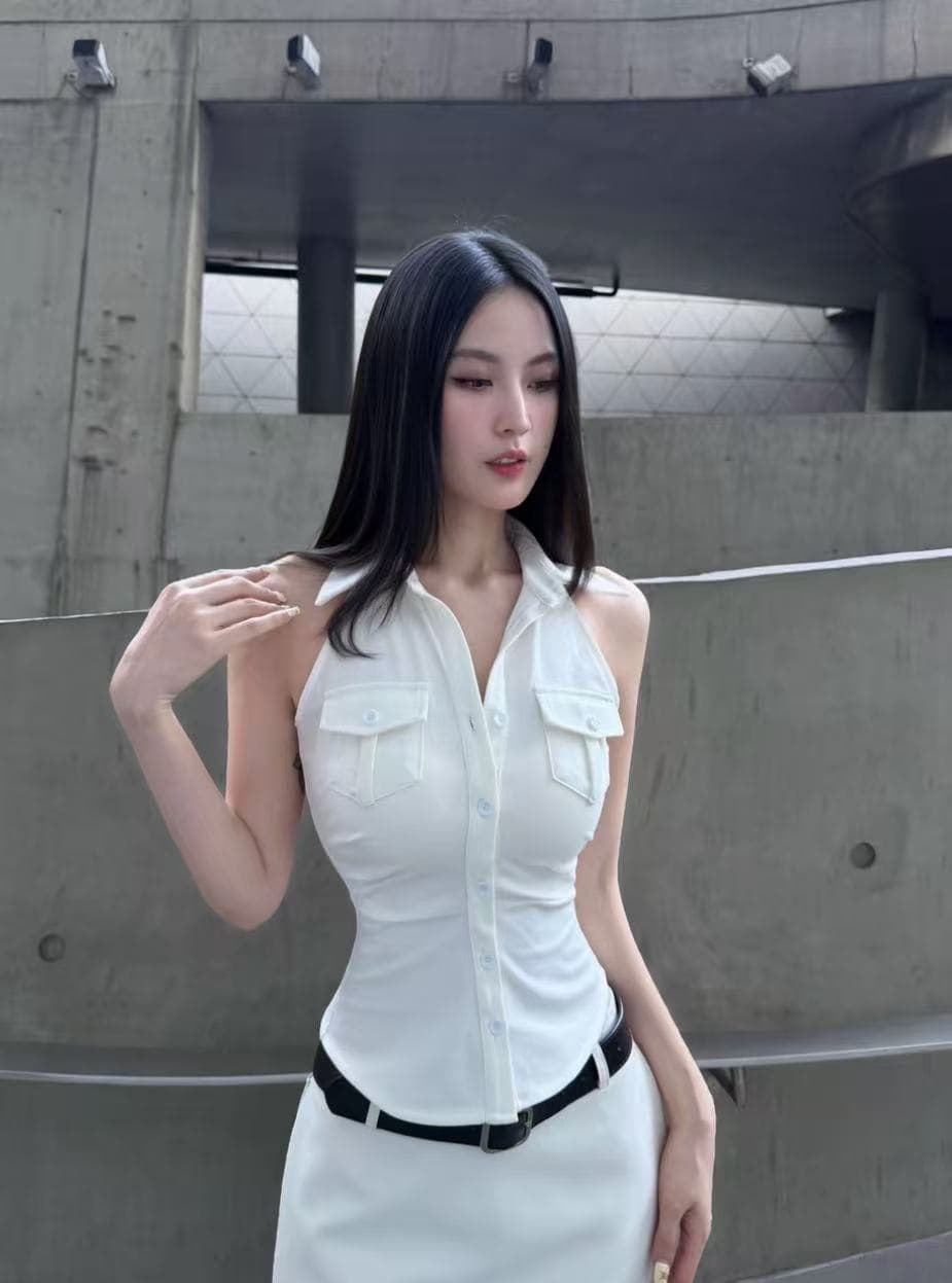 better me 오프숄더 섹션 유럽과 미국 핫걸 섹시함 몸매 가꾸기 정장 칼라 단추 셔츠 맨위 경기 정장 미니 스커트 이미지 2