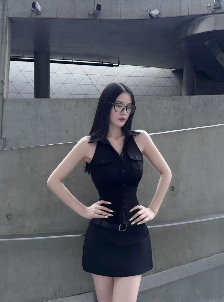 better me 오프숄더 섹션 유럽과 미국 핫걸 섹시함 몸매 가꾸기 정장 칼라 단추 셔츠 맨위 경기 정장 미니 스커트 이미지 3