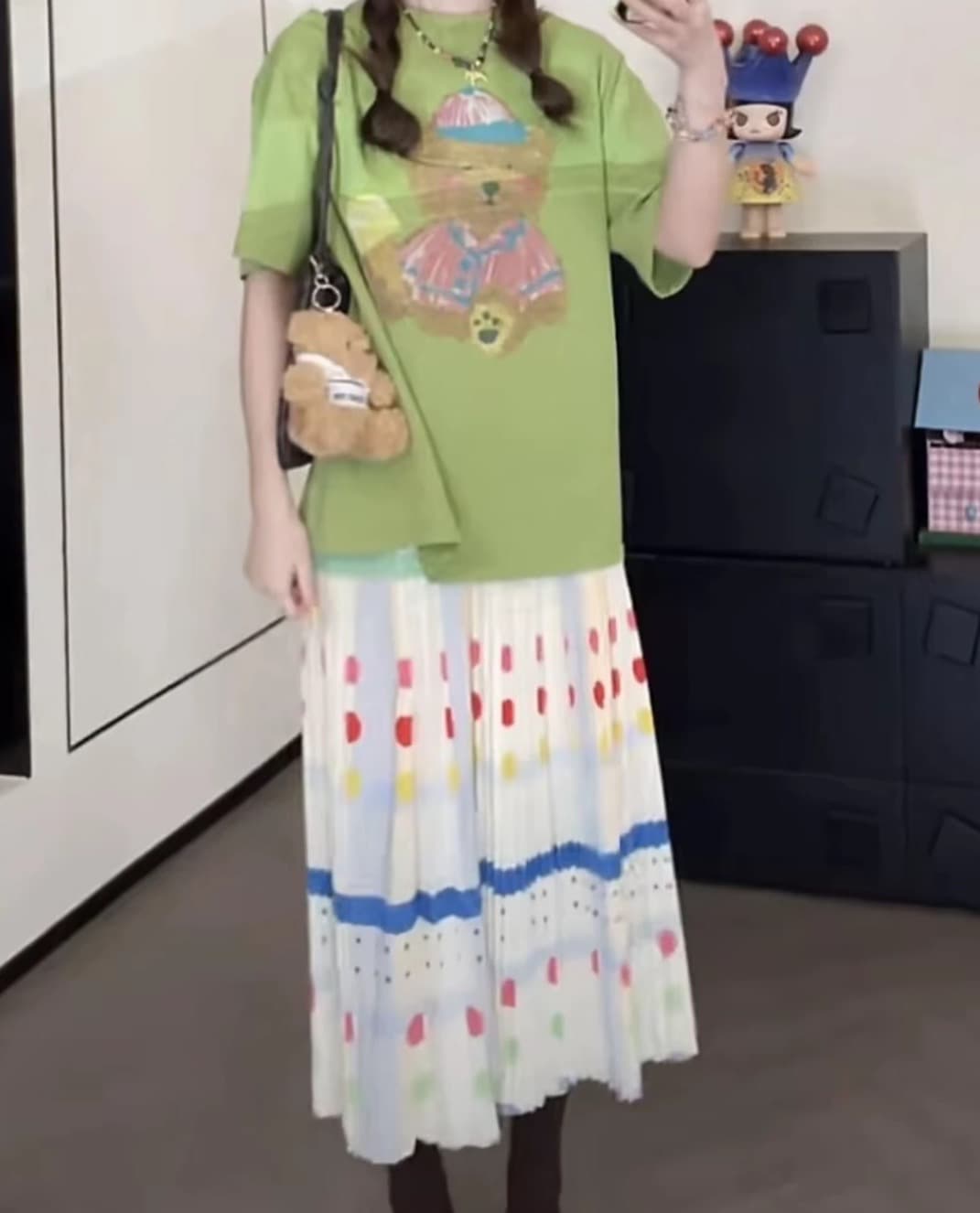chacha 봄 와일드 유치한 곰 캐주얼 패션 다용도 워싱 녹색 작은 곰 티셔츠 색상 도트 무늬 반 스커트