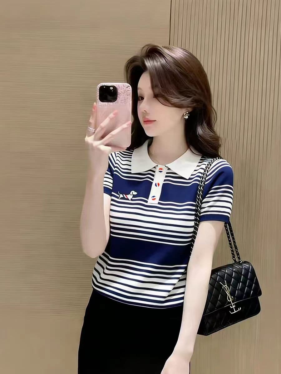 캐주얼 바람 블루 화이트 스트라이프 폴로 칼라 티셔츠 2026 여름 새로운 강아지 자수 디자인 센스 슬림해 보이는 반팔 맨위 이미지 4