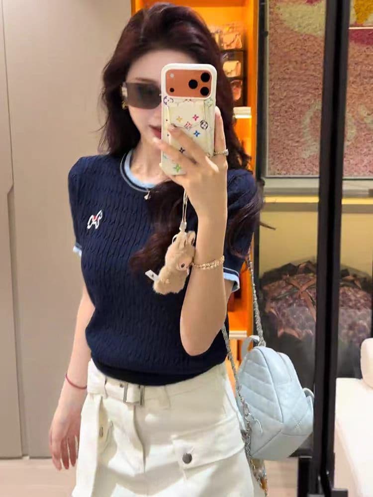 올해 인기 ~ 중 폭발 여성 의류 여름 2026 새로운 고급 센스 니트 스웨터 고유 한 아름다운 그레이트 봐. 의류 상세 이미지 5