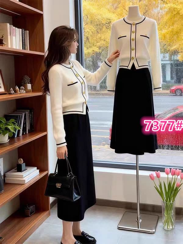 프랑스식 고급 센스 화이트 니트 오픈 가디건 여성 2026 가을 겨울 새로운 고유 한 아름다운 세련된 외국 가스 인사이드 잡아라. 의류