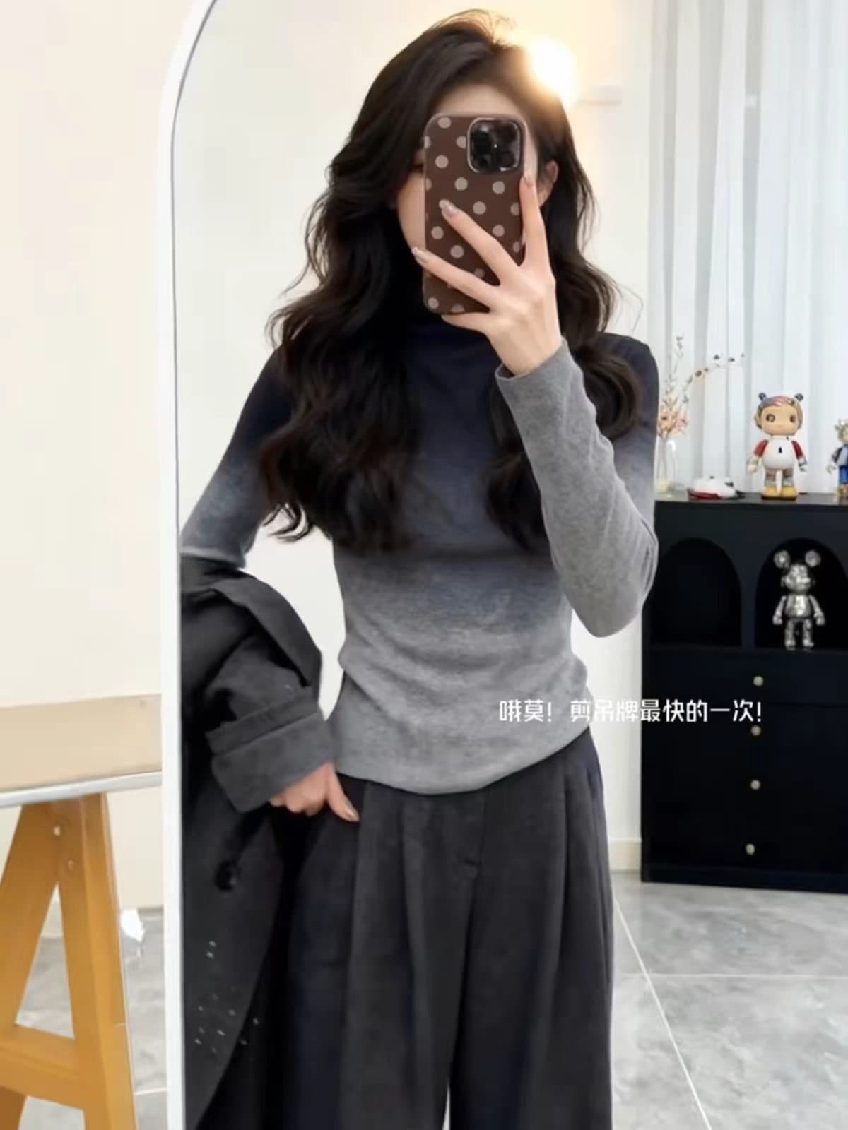 블랙 회색 배색 그라데이션 몸매 가꾸기 인사이드 가져 가라. 기본 셔츠 여성 2026 가을 겨울철 패션 자이언트 잘 생긴 한 부서 아름다운 맨위 상세 이미지 1