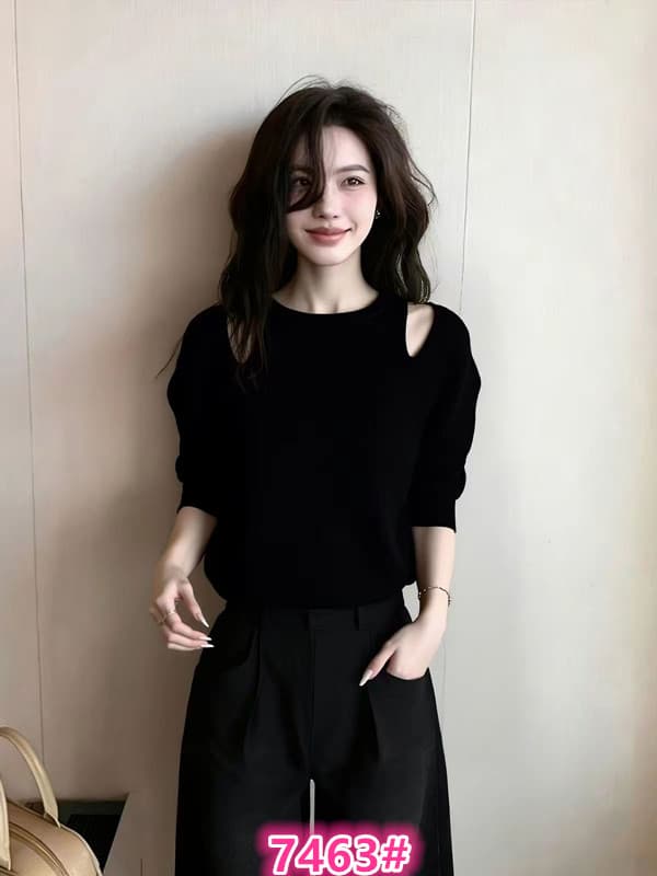 빅 사이즈 검정색 라운드 넥 홀로우 아웃 반팔 여름 얇은 스타일 니트 스웨터 티셔츠 여성 루즈핏 디자인 센스 출퇴근 바람 맨위 상세 이미지 1