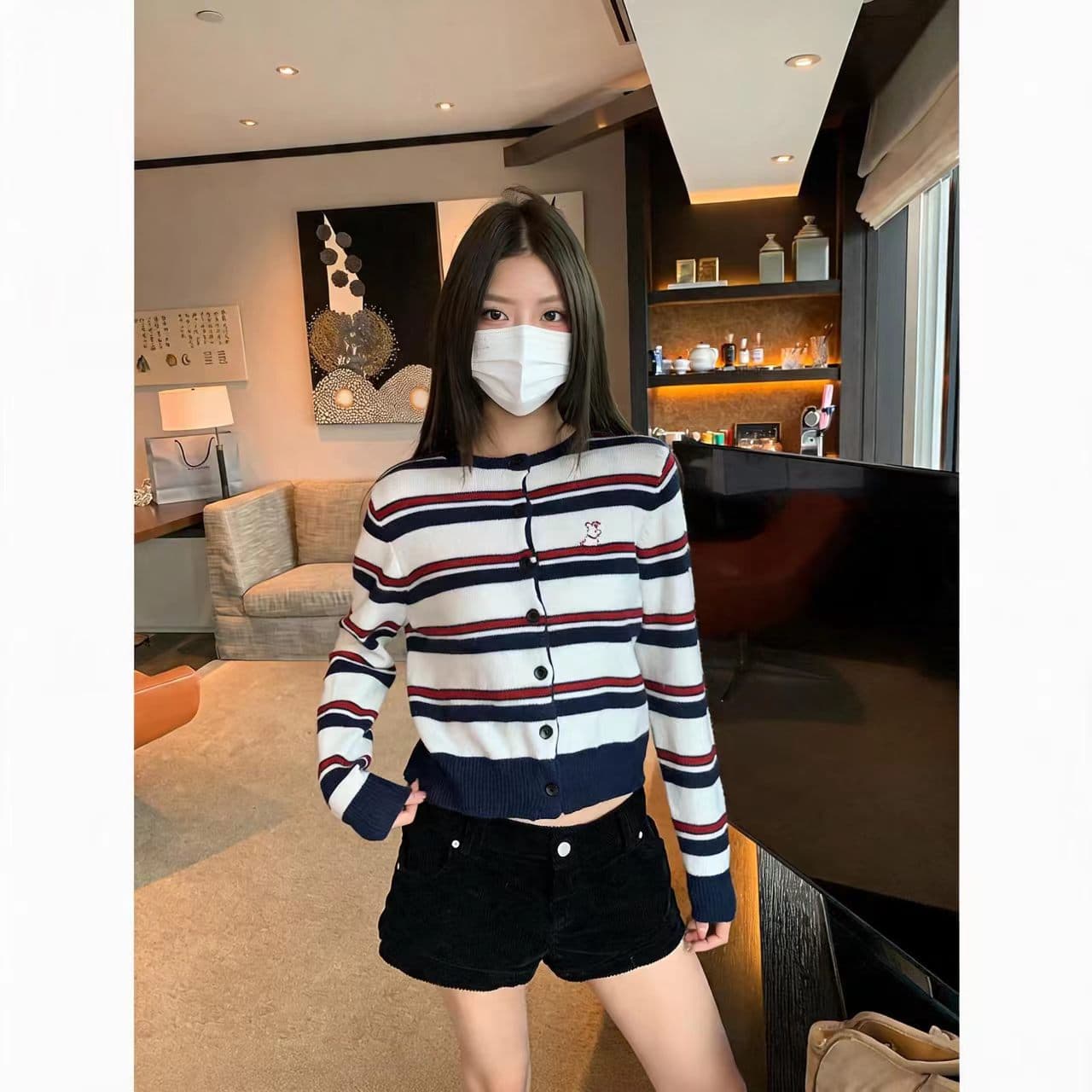 치아 세트 귀여운 수리 개 봄 가을 기본 셔츠 긴팔 스트라이프 니트 스웨터 라운드 넥 miu 부서 오픈 가디건 여성 대 왕 상세 이미지 4