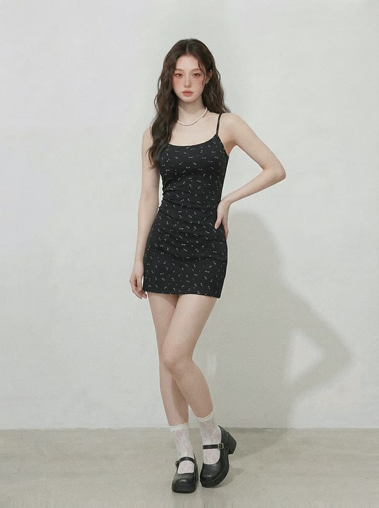 실사 빅 사이즈 여성 의류 검정색 꽃무늬 몸매 가꾸기 슬립 드레스 데님 재킷 투피스 세트 지방 mm 품격 슬립 상세 이미지 4